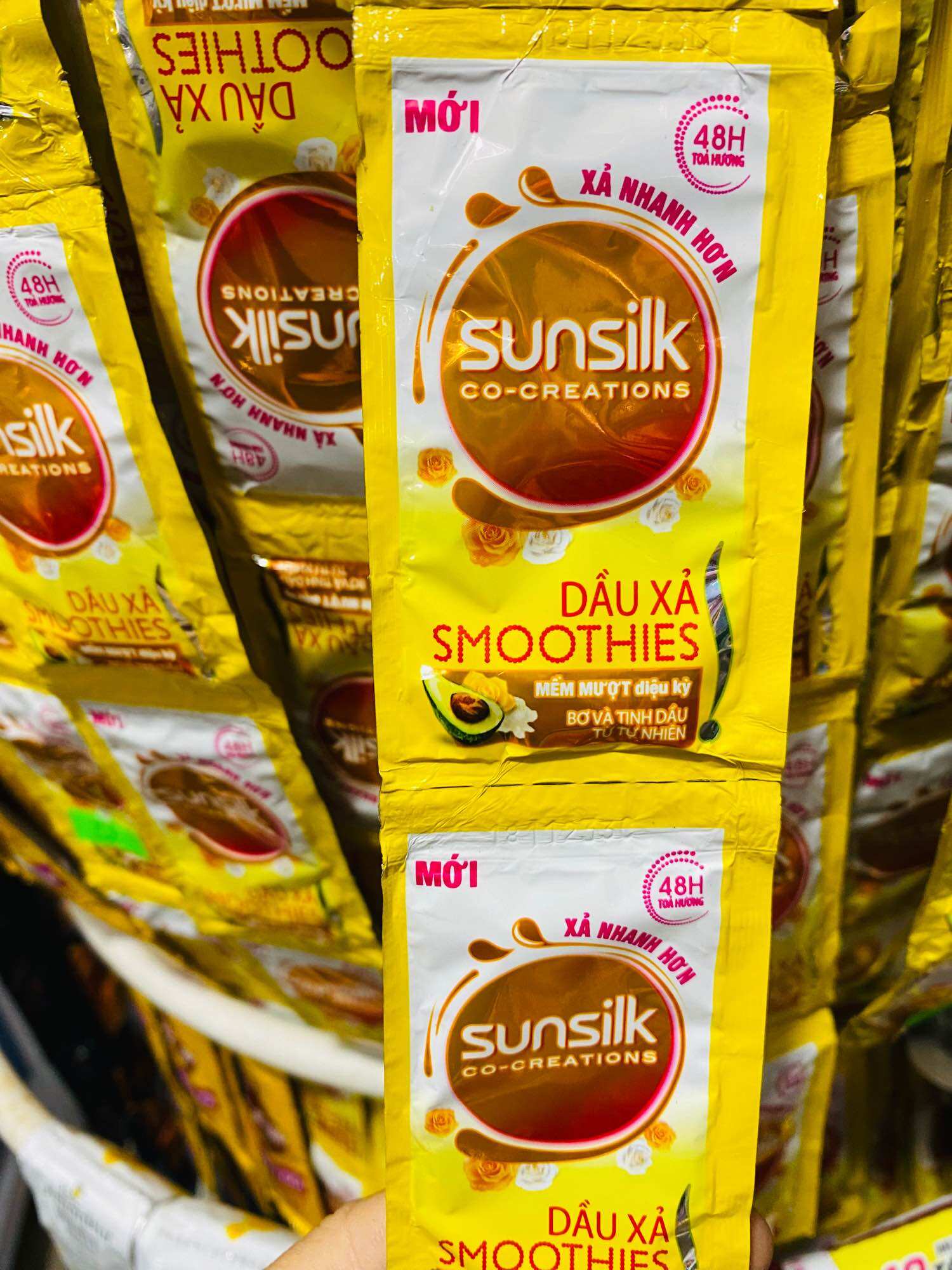 Dầu Xả sunsilk dây 10 gói x 6g màu vàng