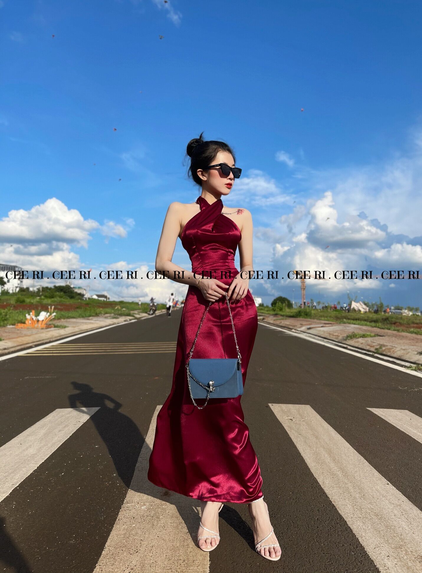 ẢNH THẬT ĐỘC QUYỀN SHOP CEERI- Mẫu lụa cổ yếm