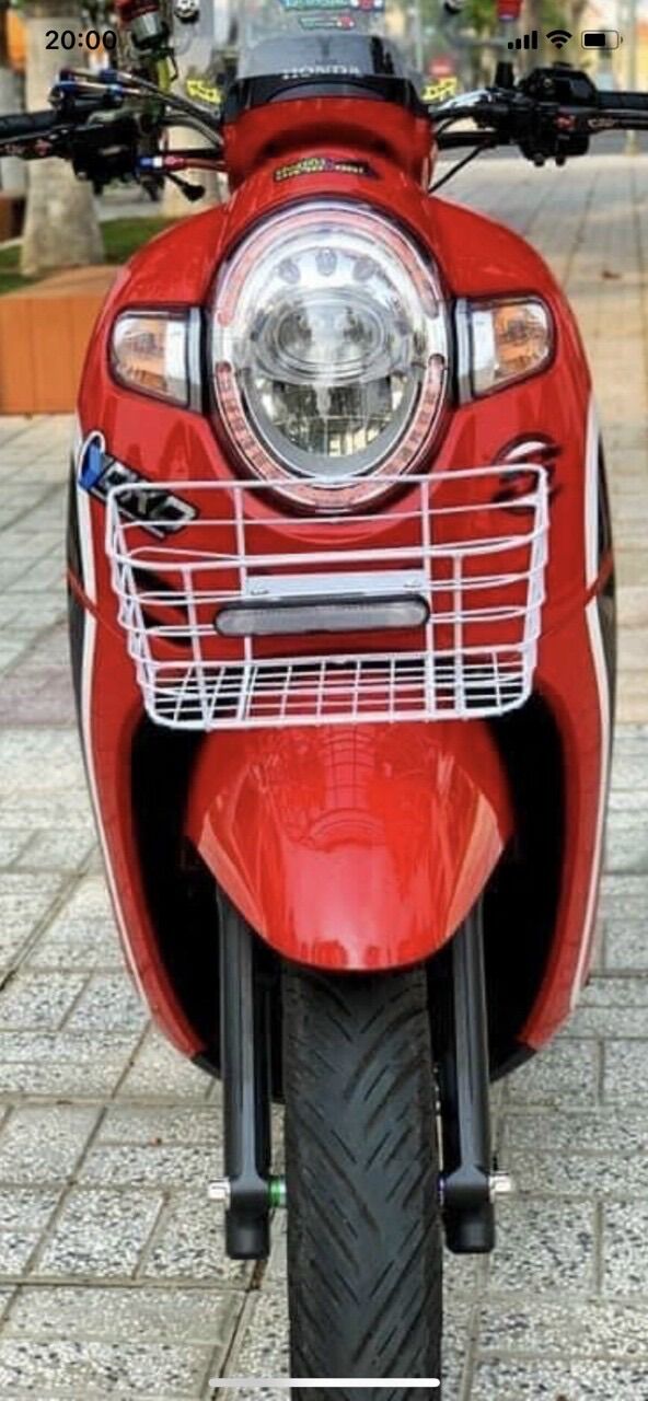 Rổ Scoopy Trắng Và Đen Mẫu mới