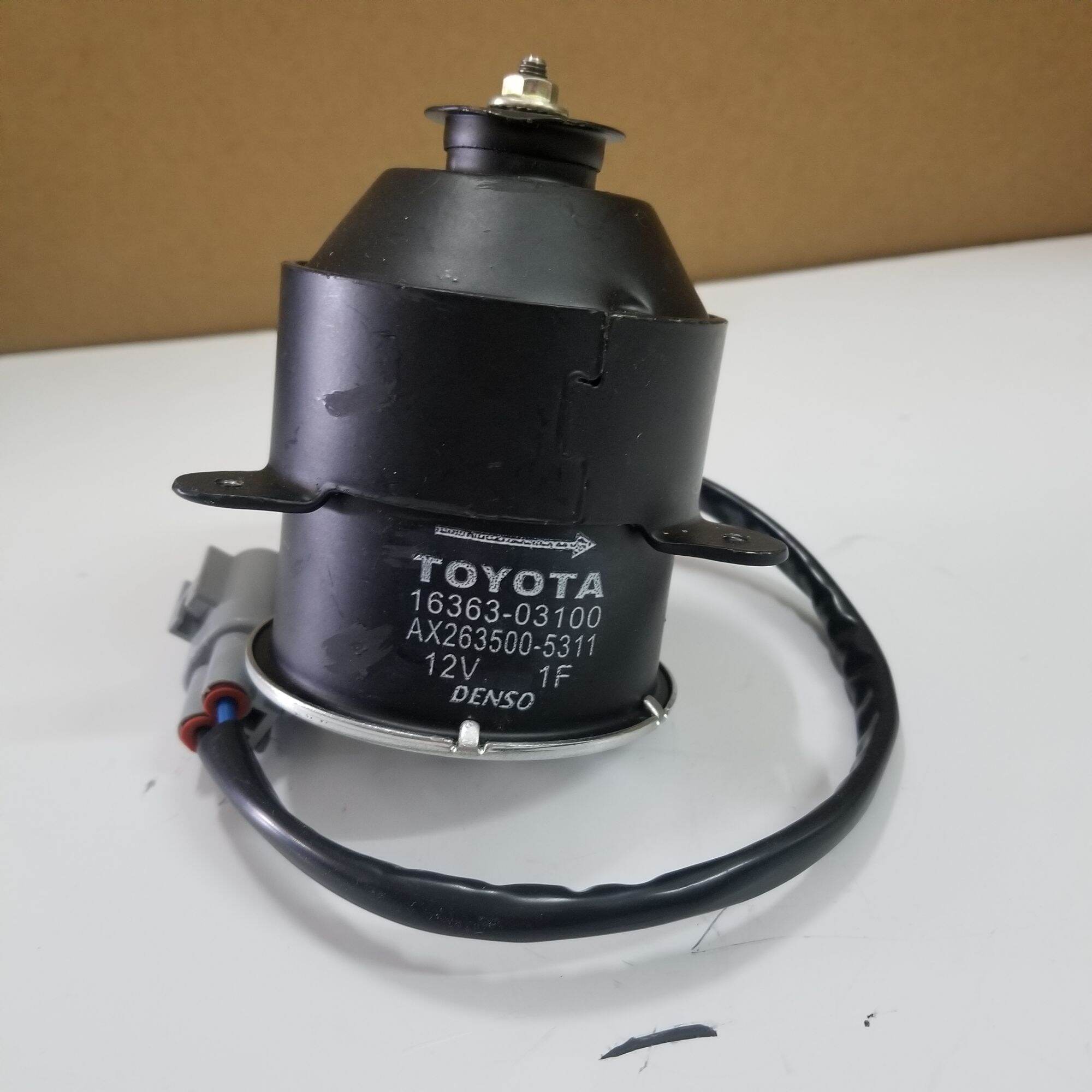Motor quạt dàn nóng denso 2v 5311