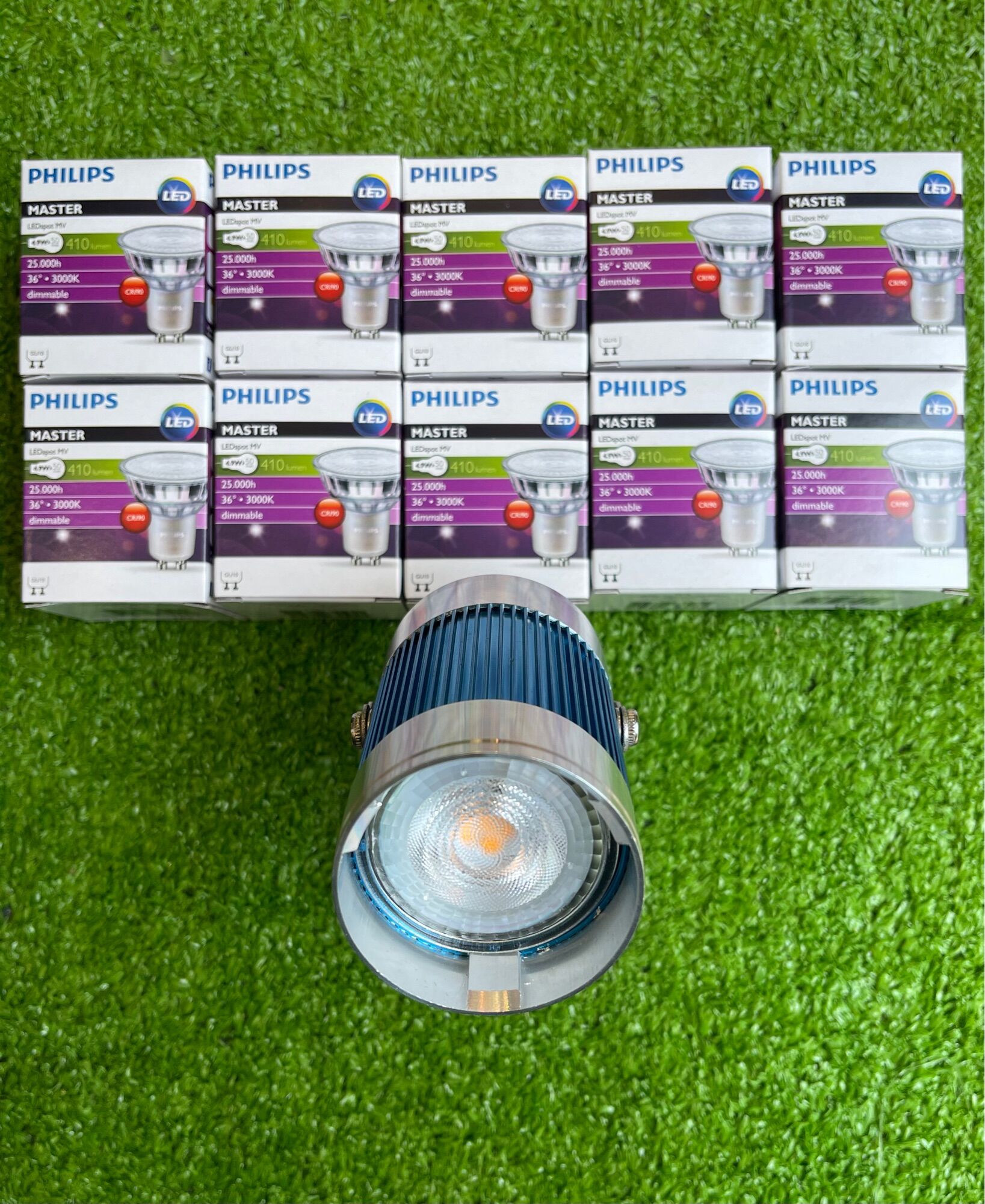 Đèn led rọi ngồi 5w philips. đèn led đế ngồi chiếu điểm 5w dimer tăng giảm độ sáng. chính hãng philips.