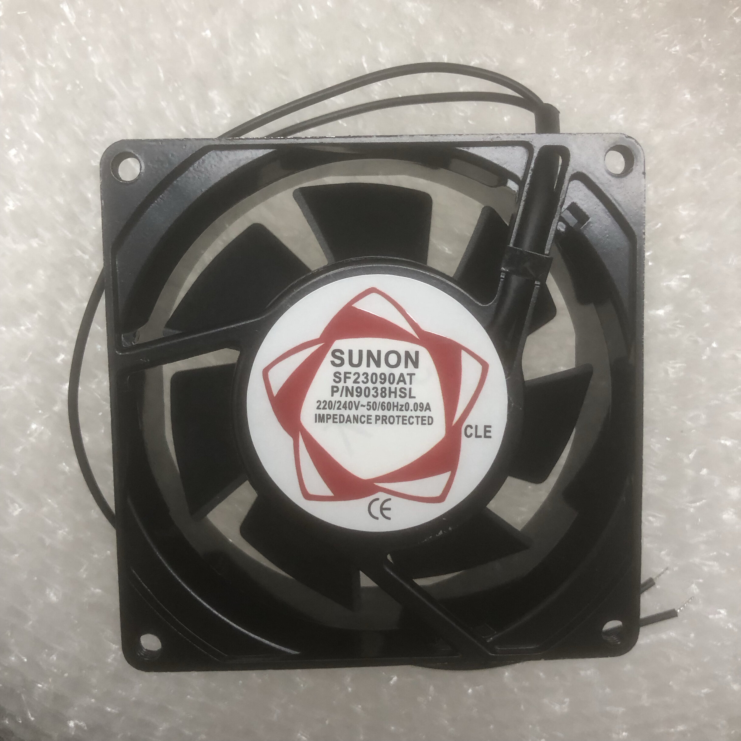 Quiet Cooling Fan for Cabinet AC220V Giá 195,000 Đồng*Miễn phí vận chuyển