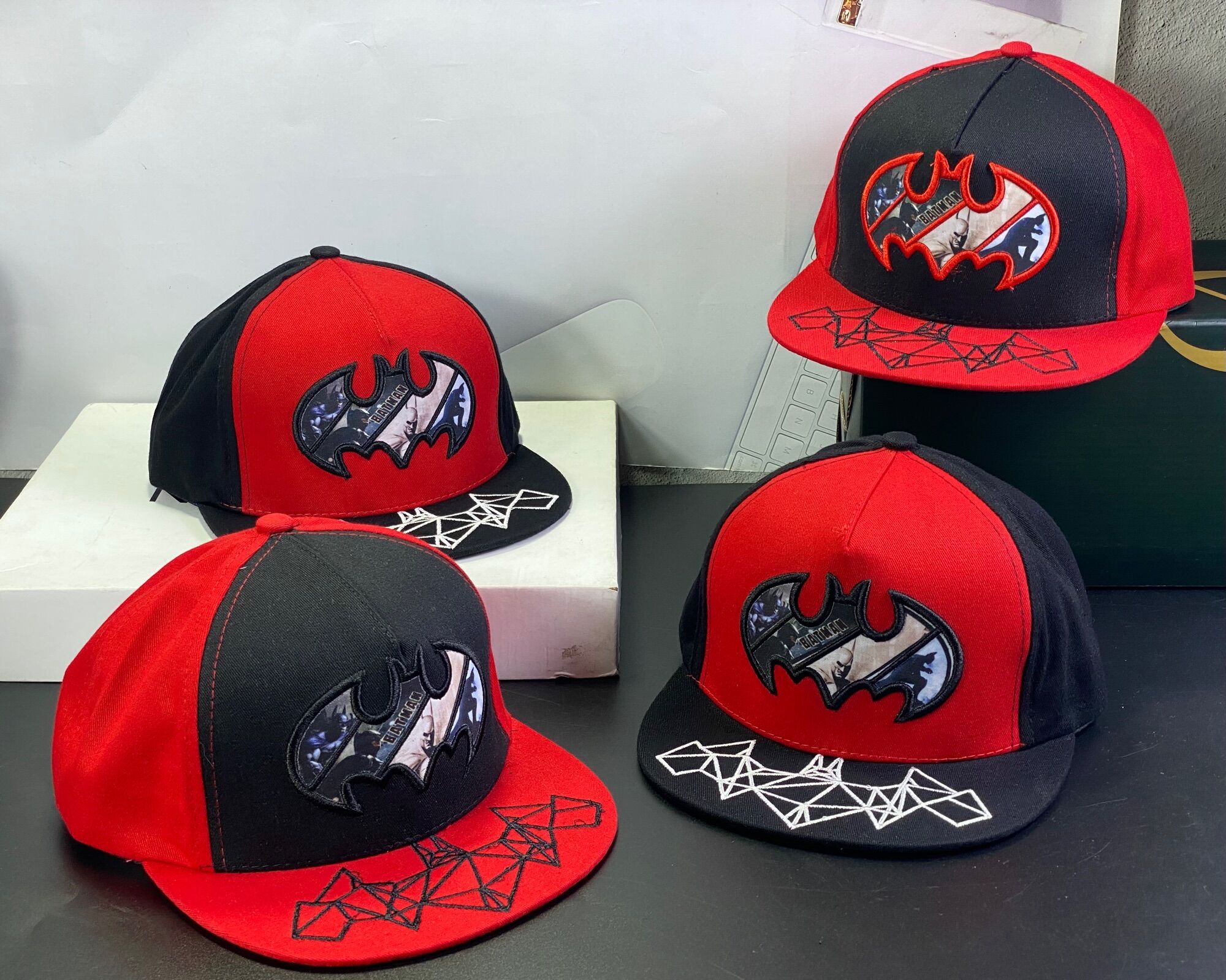 Mũ hip hop tre em 3tuổi đến 7tuổi - nón kết snapback batman dành cho bé trai cực đẹp