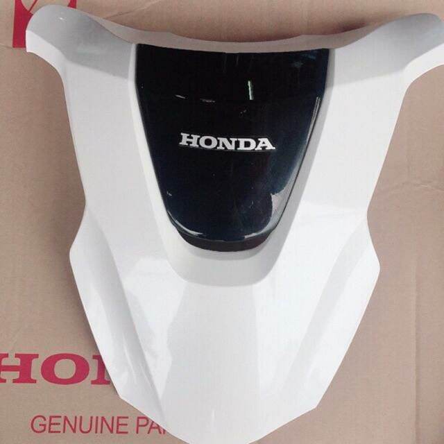 Mặt nạ Honda sh việt / đồ nhựa shMặt nạ zin hãng do Honda Việt nam cung cấp lắp cho dòng xe Honda sh 125/150 có mã sản xuất sau mặt lạ là k77 và k88
+ Sản phẩm có nhiều màu cho bạn lựa chọn
+ shop còn có tay dắt sau cho vision k44 các b