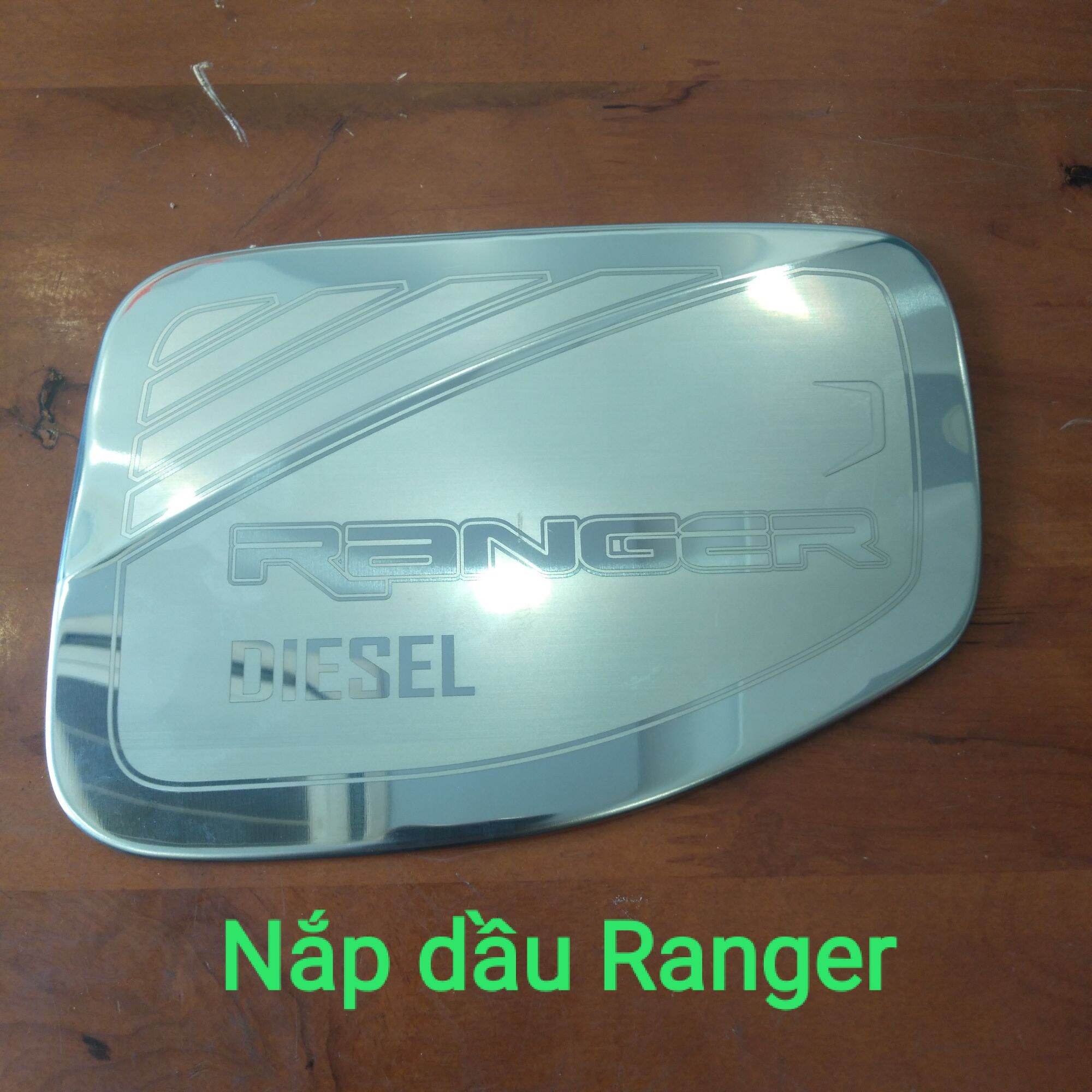 Ốp nắp dầu FORD Ranger 2012-2022