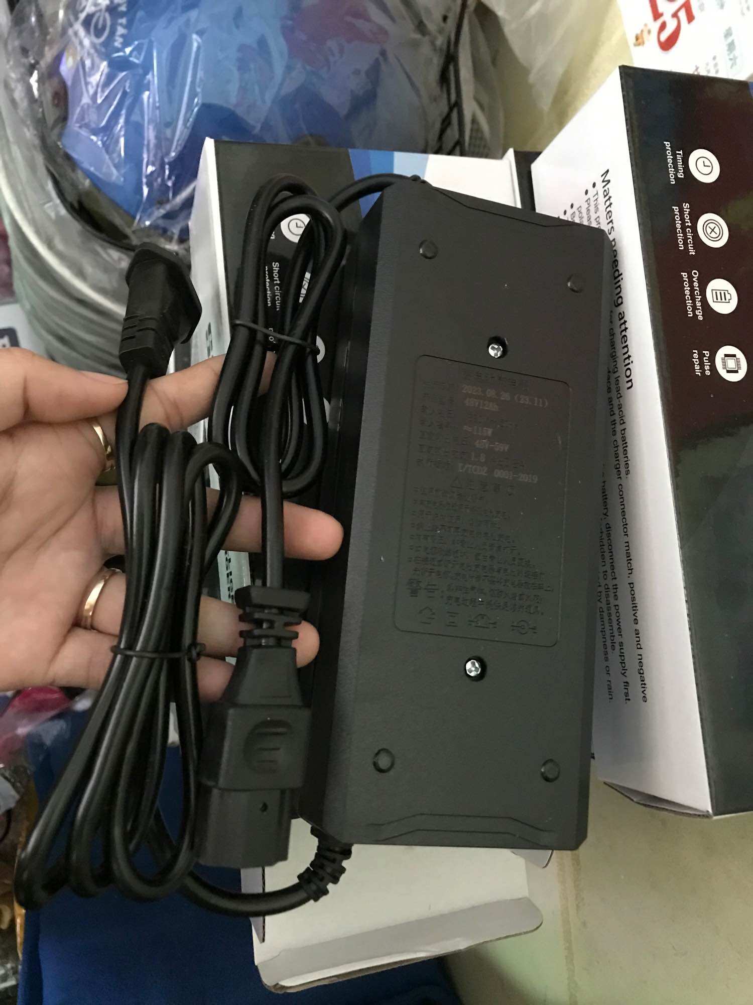 sạc xe đạp điện sonsu 48V 12-14ah