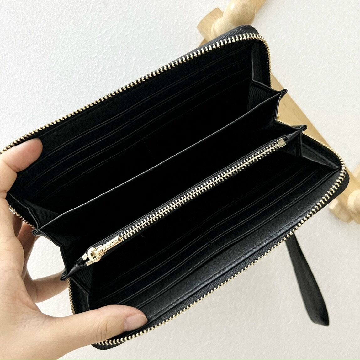 Ví Coach LONG ZIP AROUND WALLET da thật chuẩn xịn