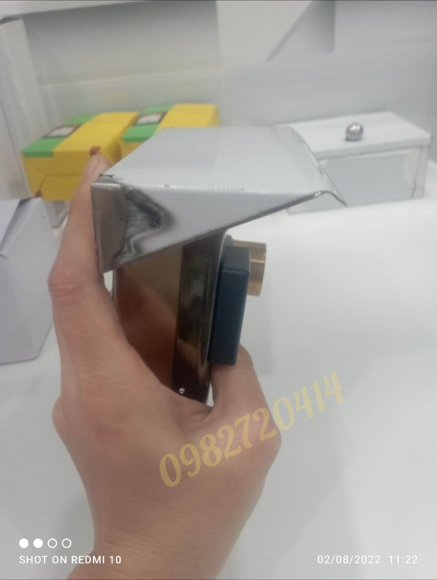 Nắp che mưa cho khóa cổng thẻ từ