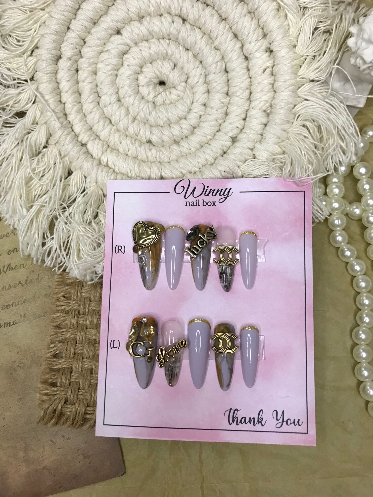 Nailbox móng up móng giả vân đá charm đồng chanel