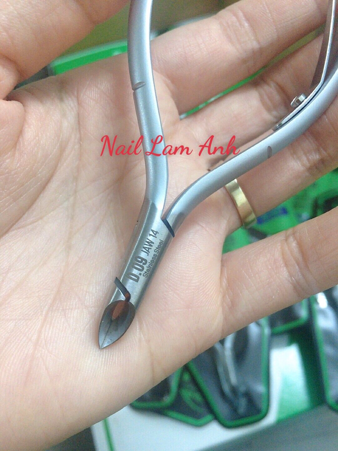Kềm cắt da inox D09