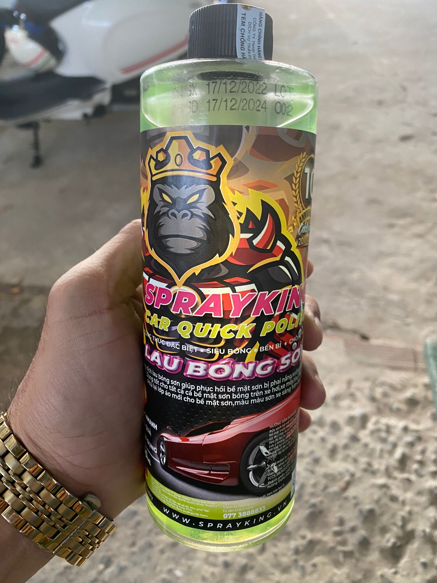 Lau bóng sơn Sprayking Car Quick Polish 500ml