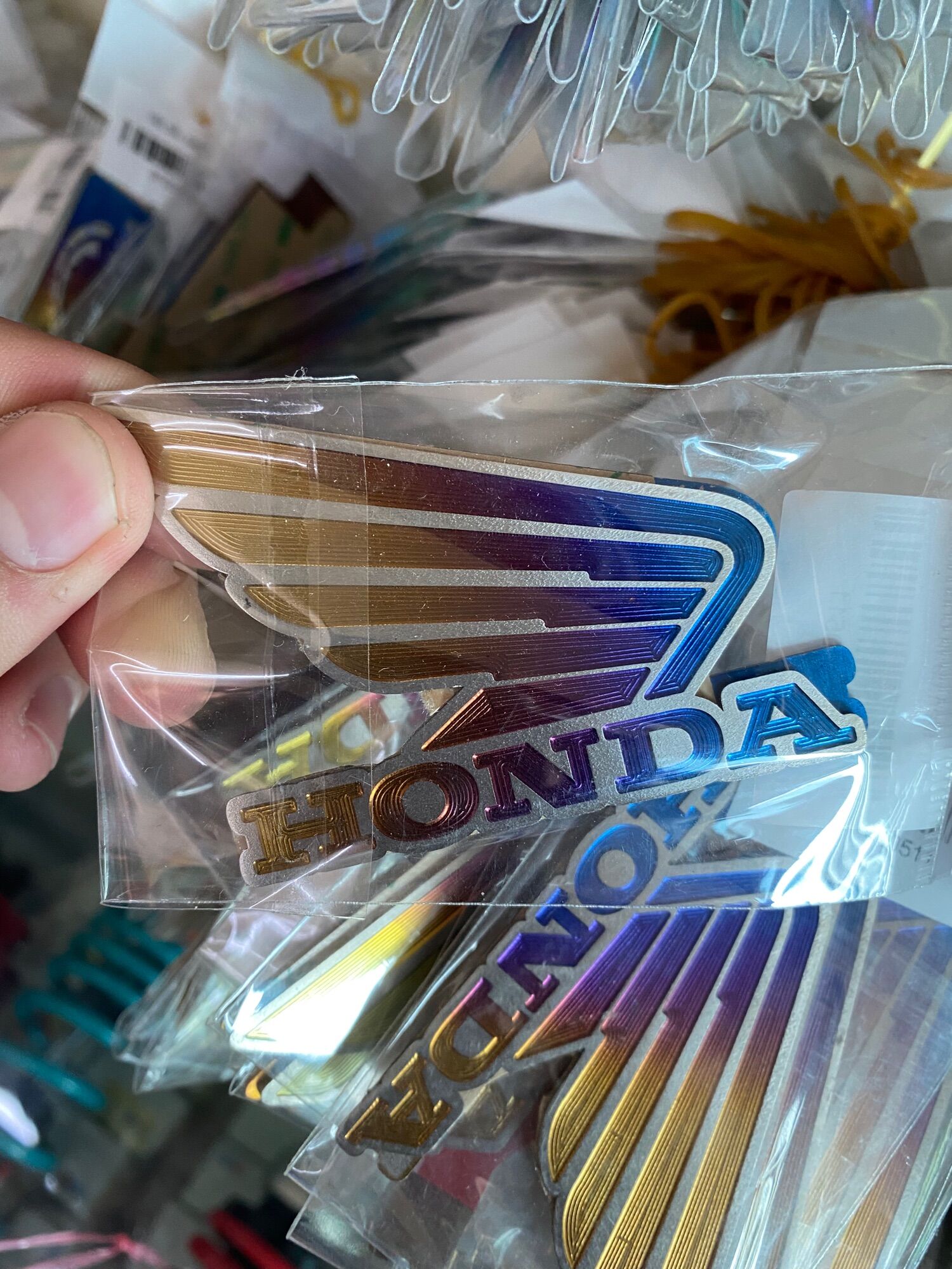 Tem Cánh Chim Honda Titan