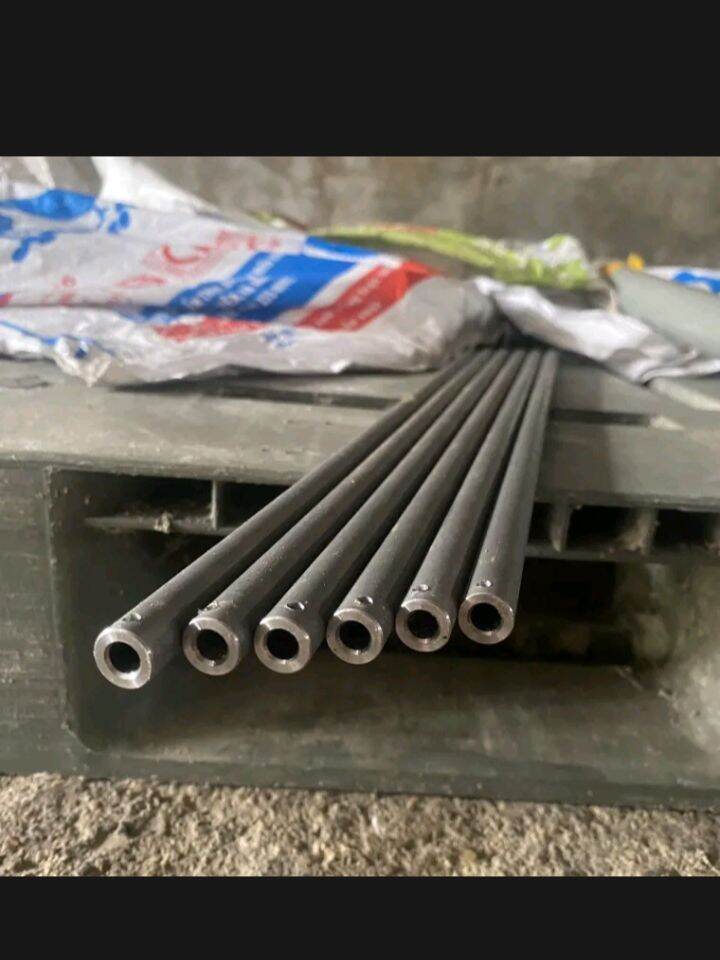 Ống thép đúc lỗ 7.00mm phi tròn 12 mm trong cơ khí nhiều kích thước lựa chọn)