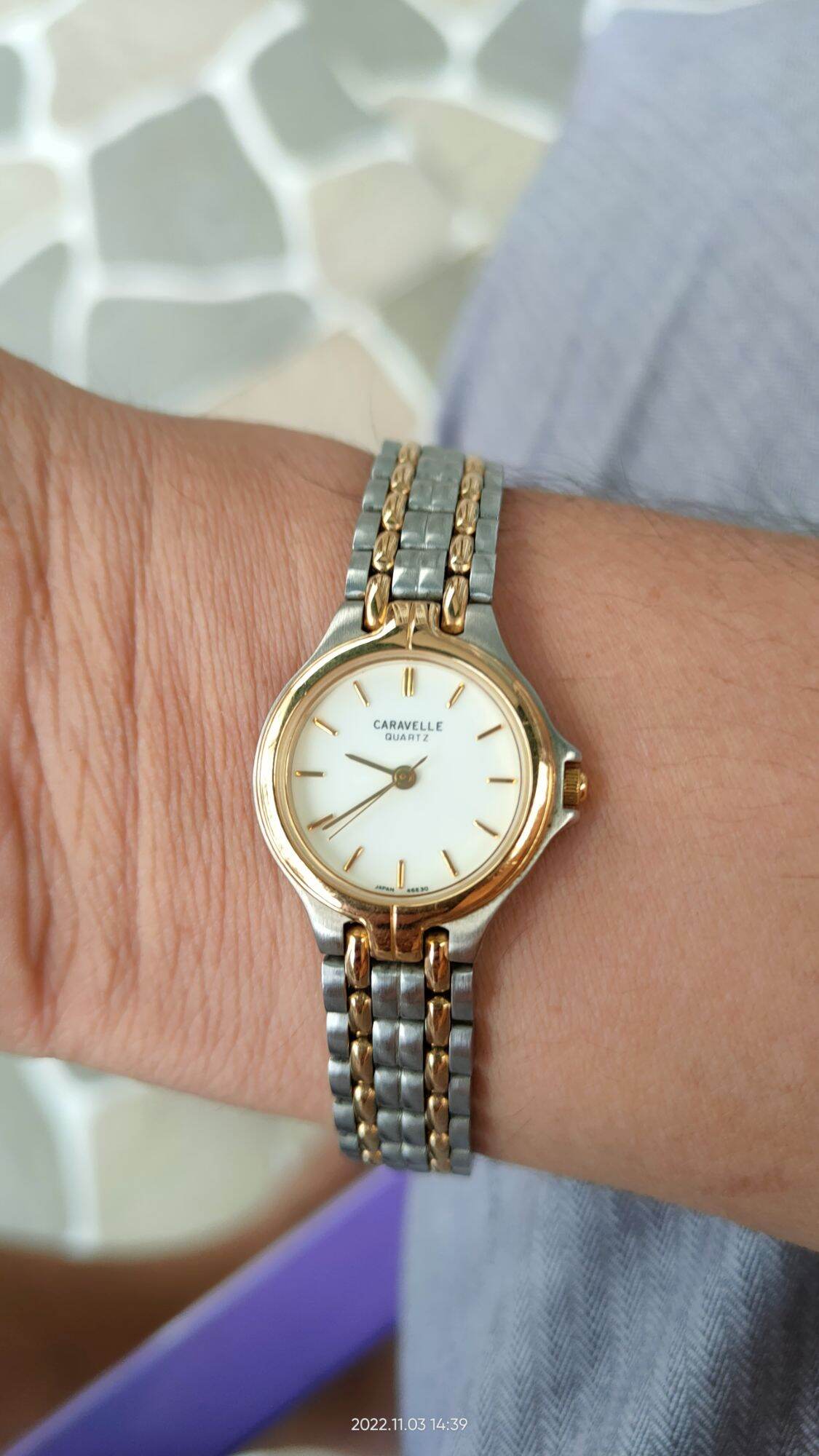 Đồng hồ hiệu Caravelle Nhật