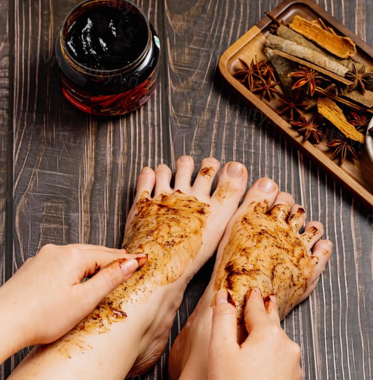 Tẩy da chết body QUẾ HỒI NGA
