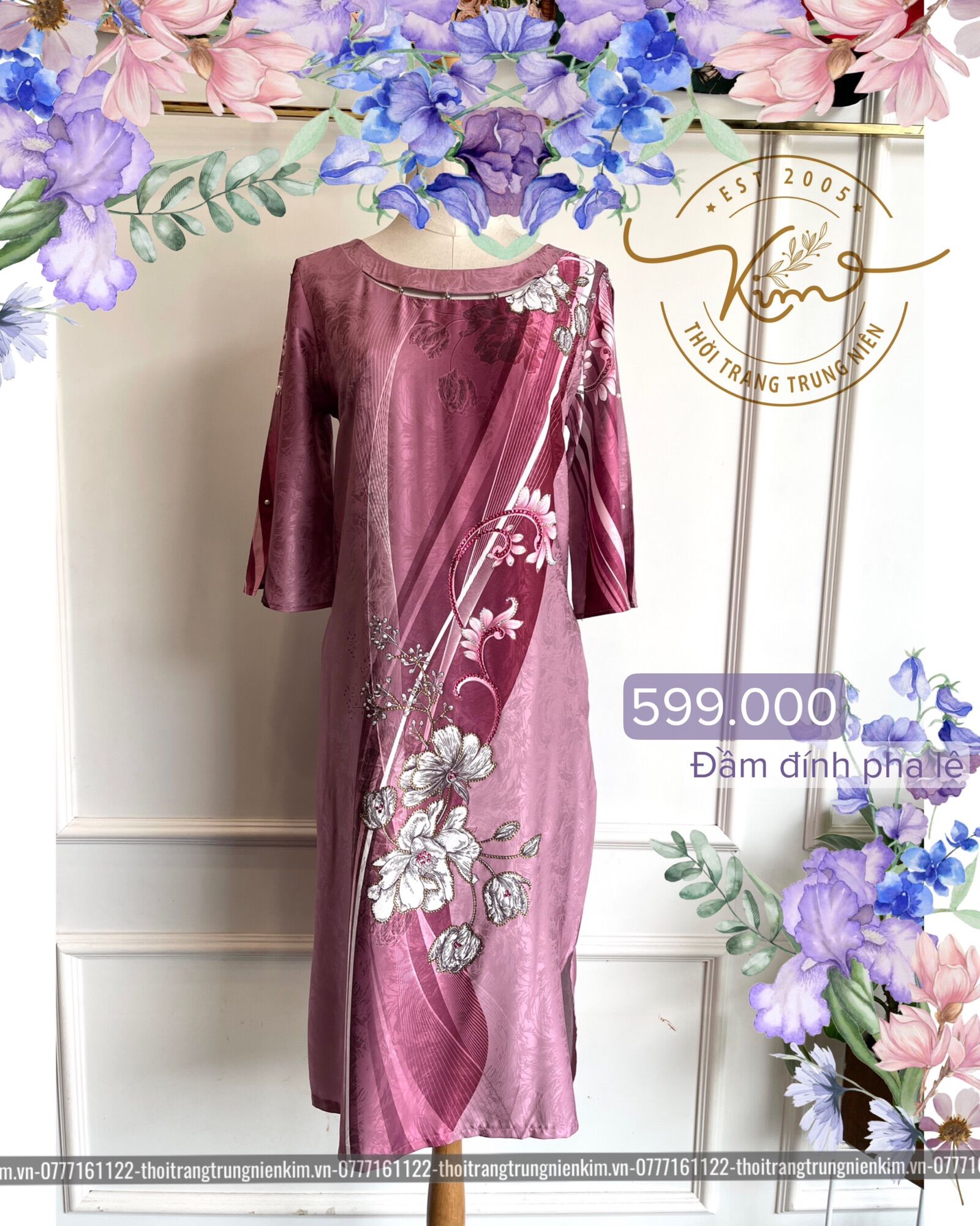 Đầm trung niên đính đá pha lê sang trọng
