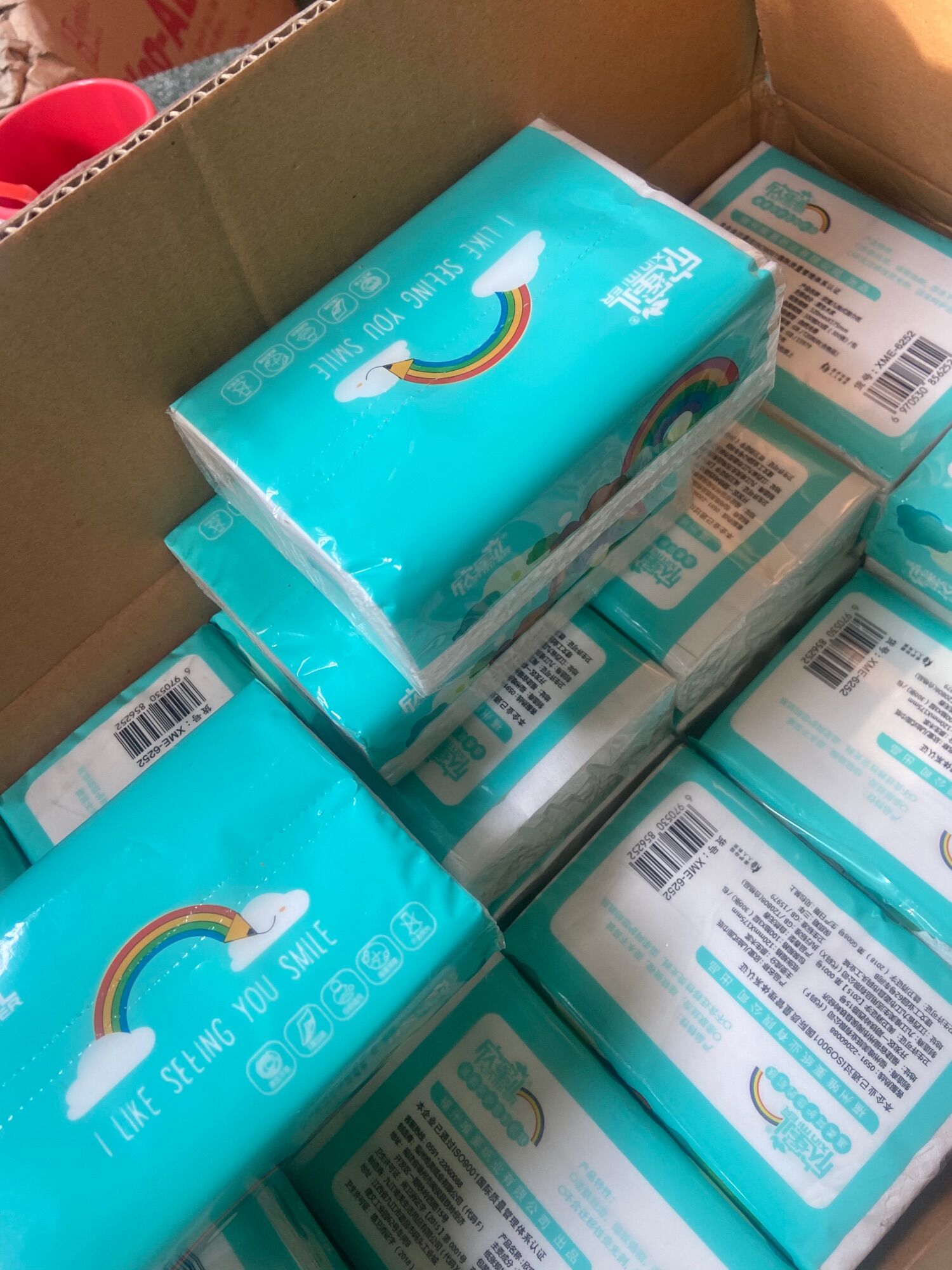 Giấy rút cầu vồng- Thùng 30 gói