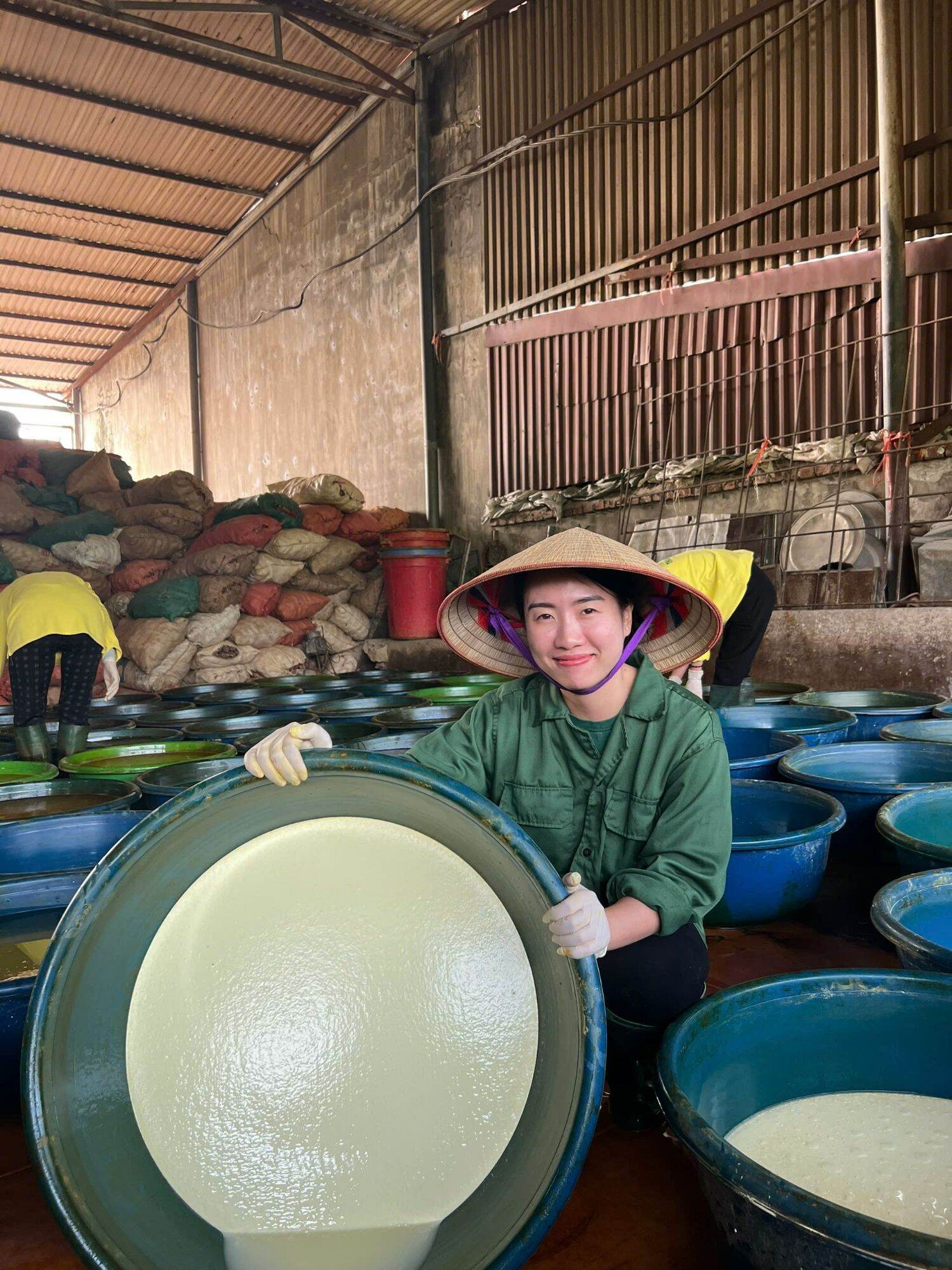 TINH BỘT NGHỆ ĐEN NGUYÊN CHẤT 0.5kg