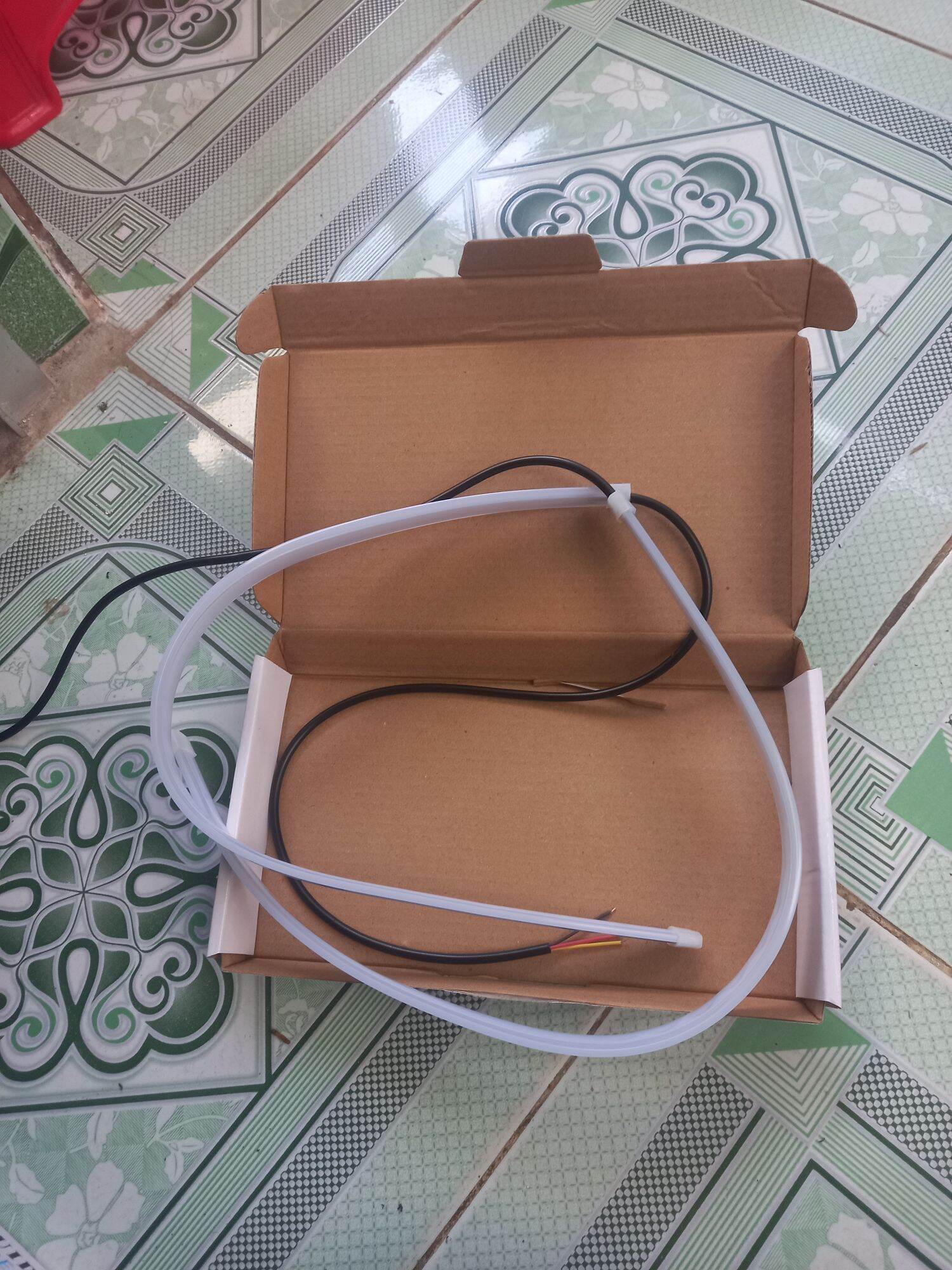 2 sợi dây đèn led audi