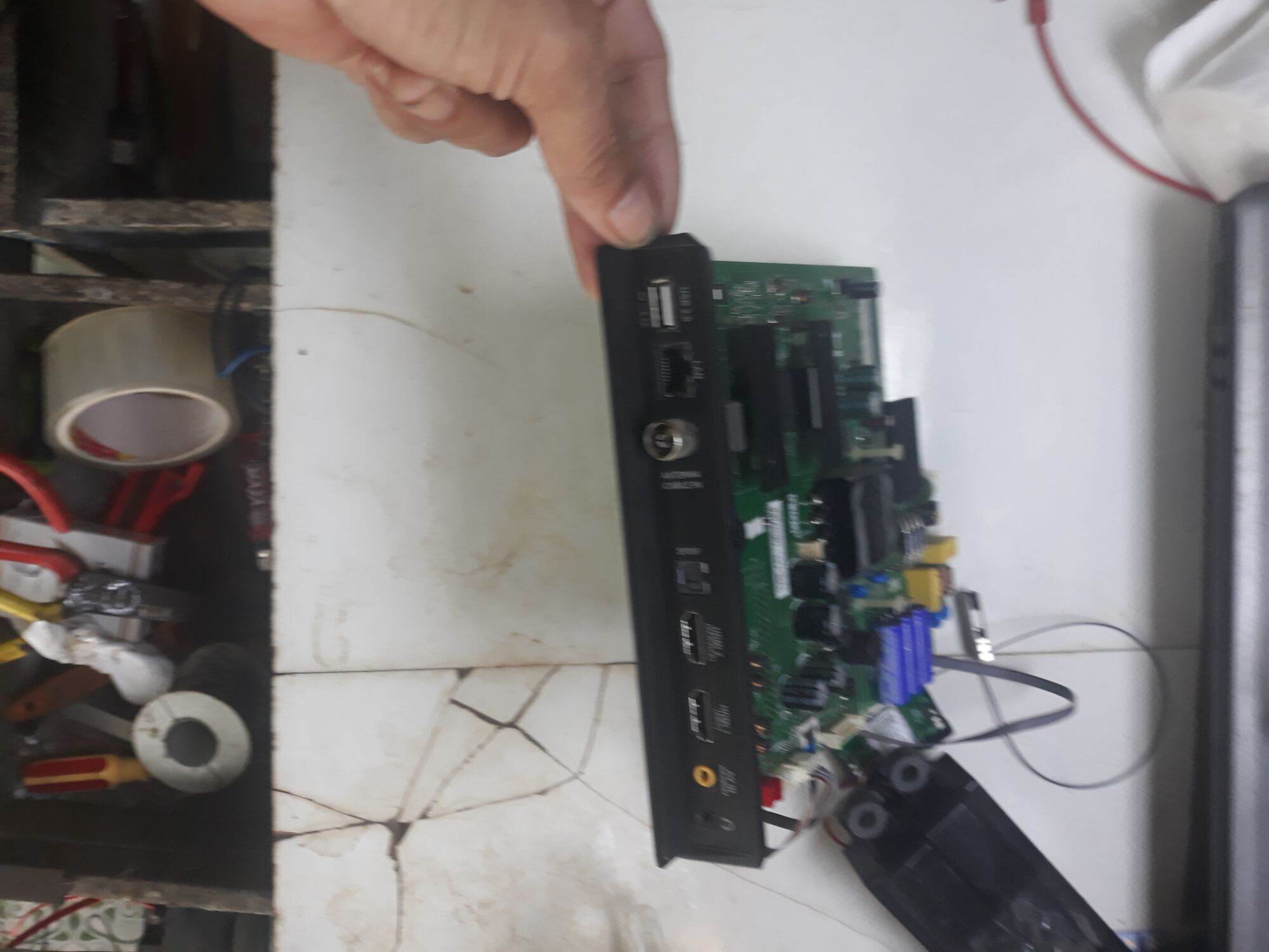 BO TIVI  TCL model  L40S6500