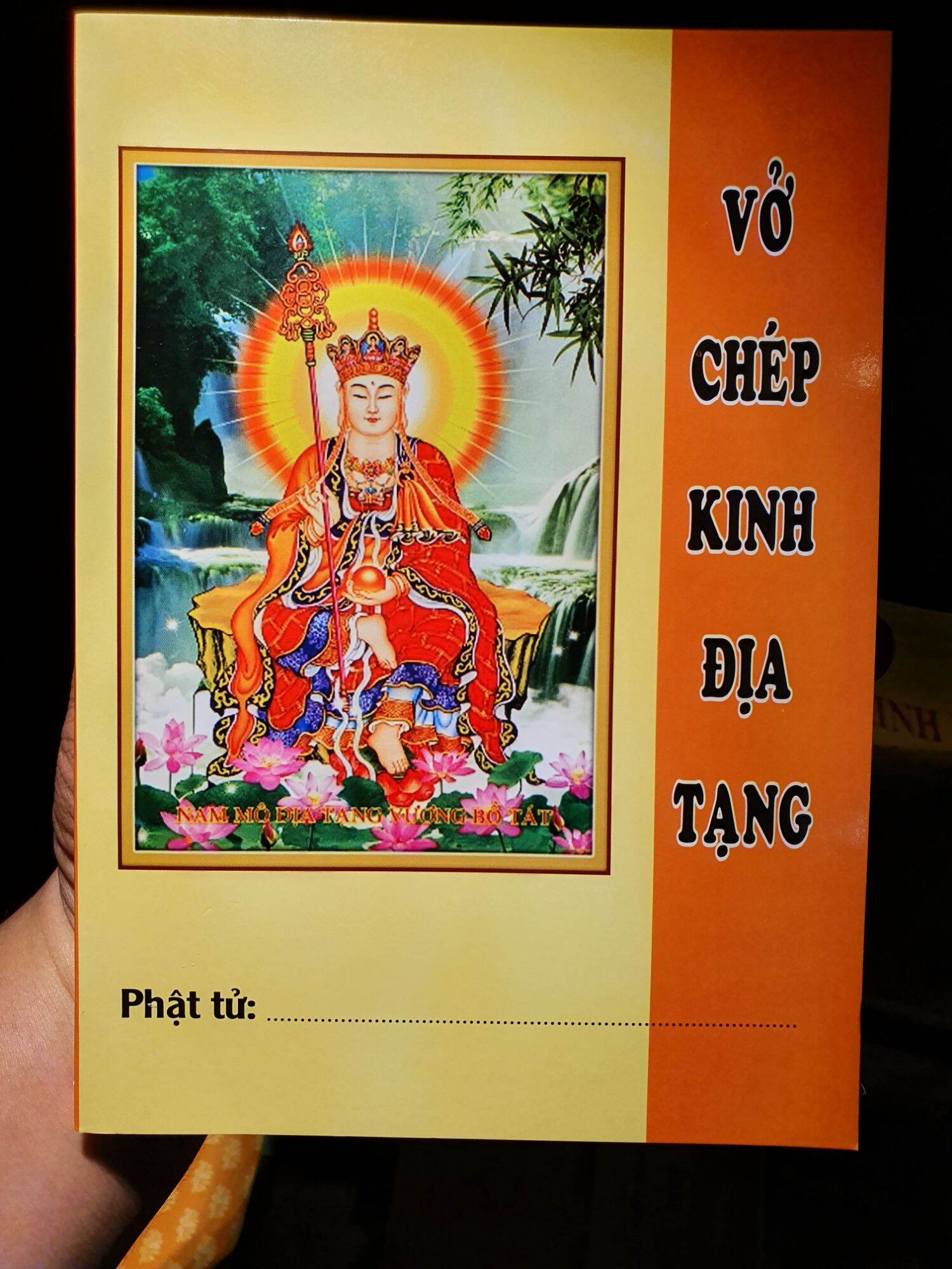 Vở chép kinh Địa Tạng