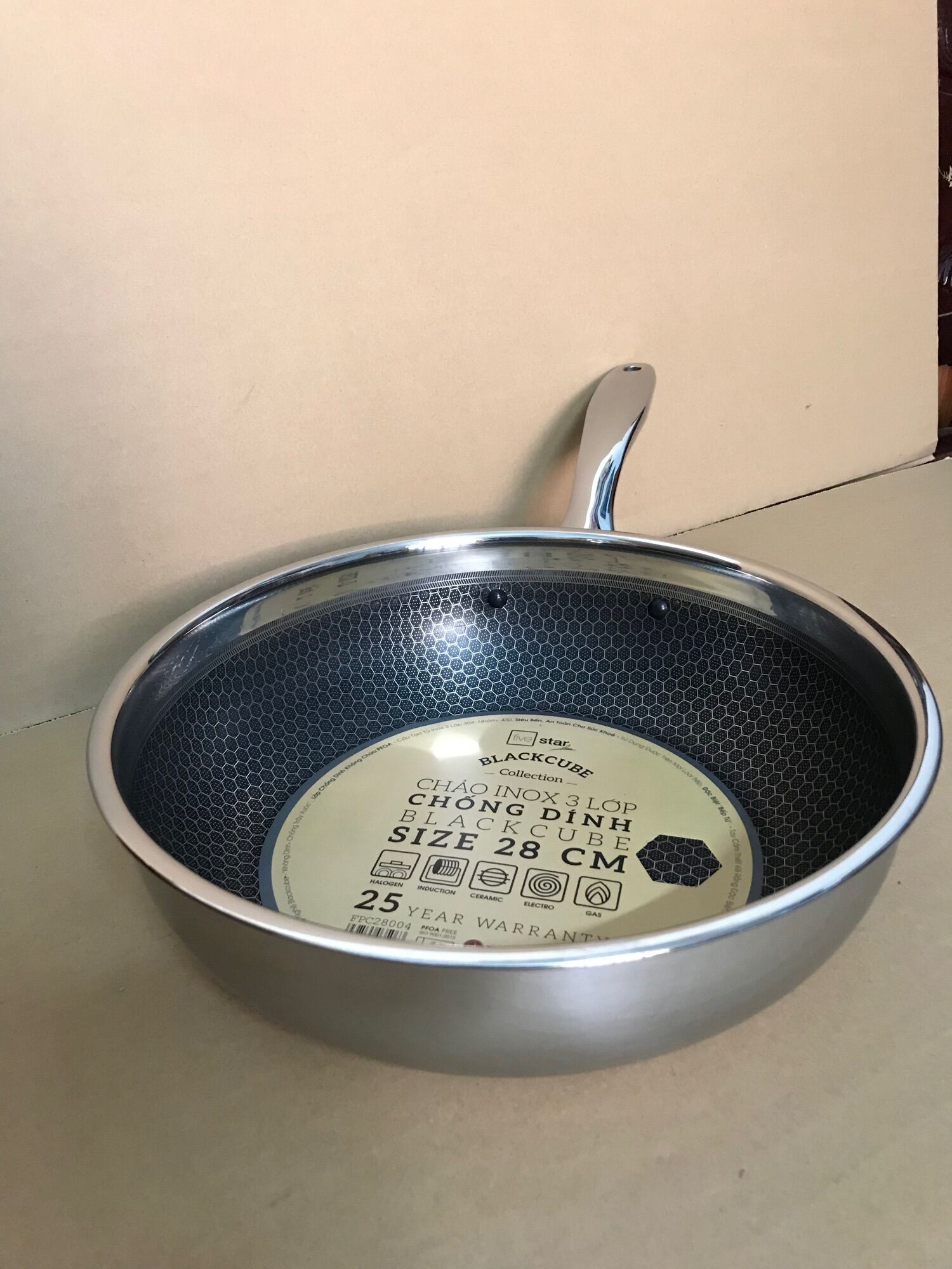 Chảo chống dính sâu lòng dùng được bếp từ, inox chống dính Black cube fivestar size 28 Lỗi 1 đổi 1