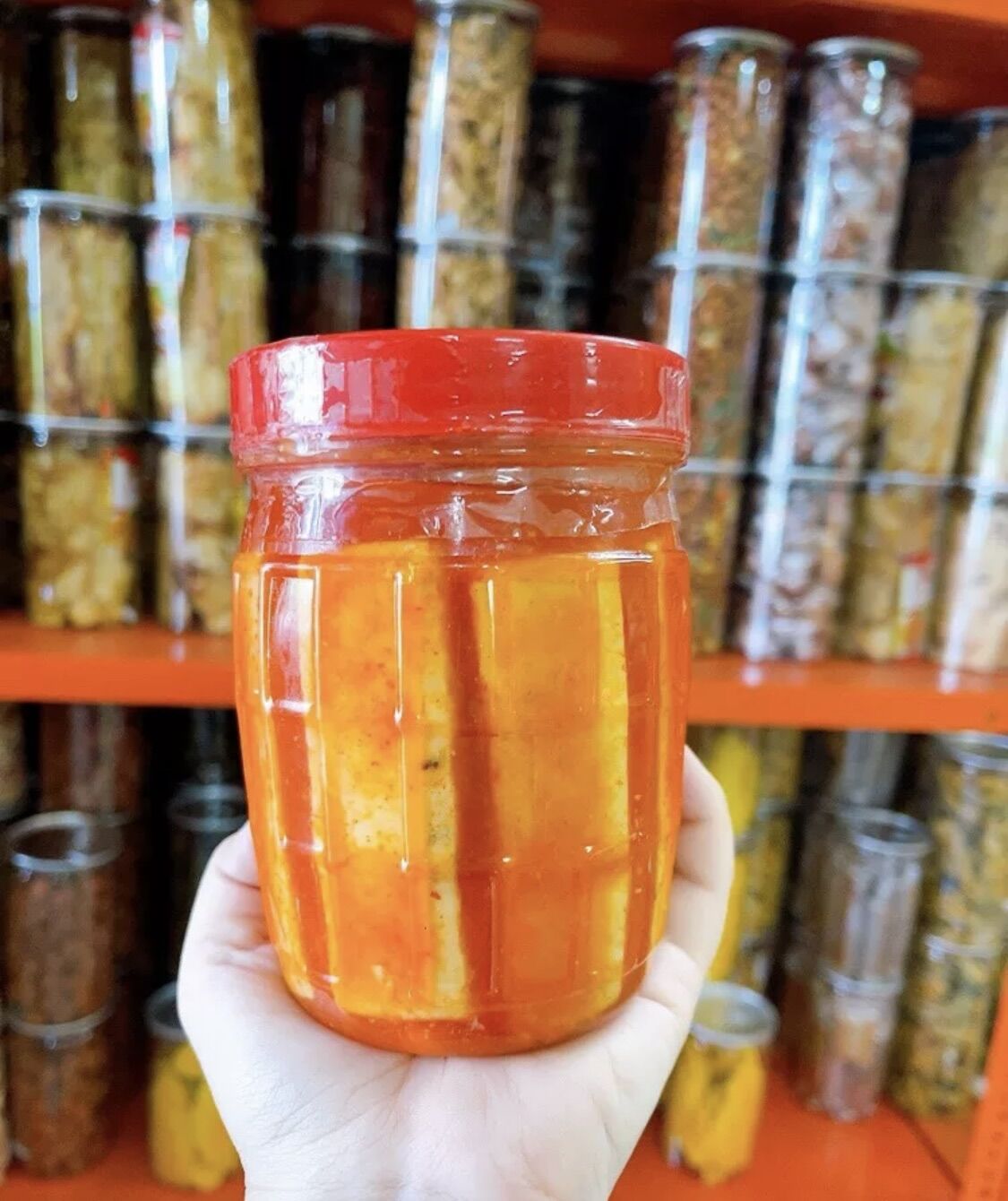 1 hủ chao môn cũ 500 gram vị béo, cay, đậm đà.