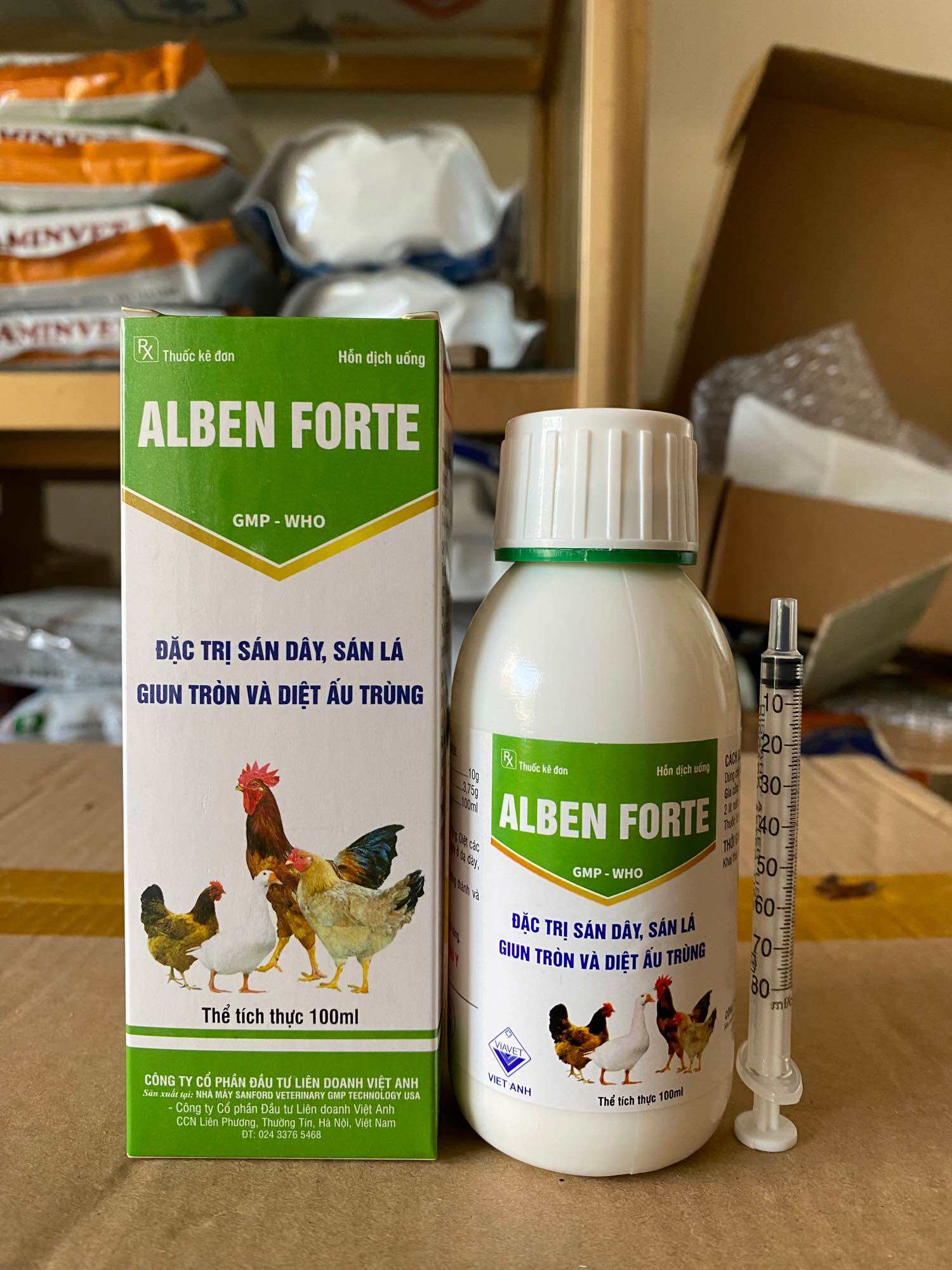 Thuốc tẩy giun, sổ giun sán cho gà chọi, gà đá vật nuôi . Alben đặc trị các loại giun kí sinh dung dịch 100ml hiệu quả cao, (tặng kèm xilanh)