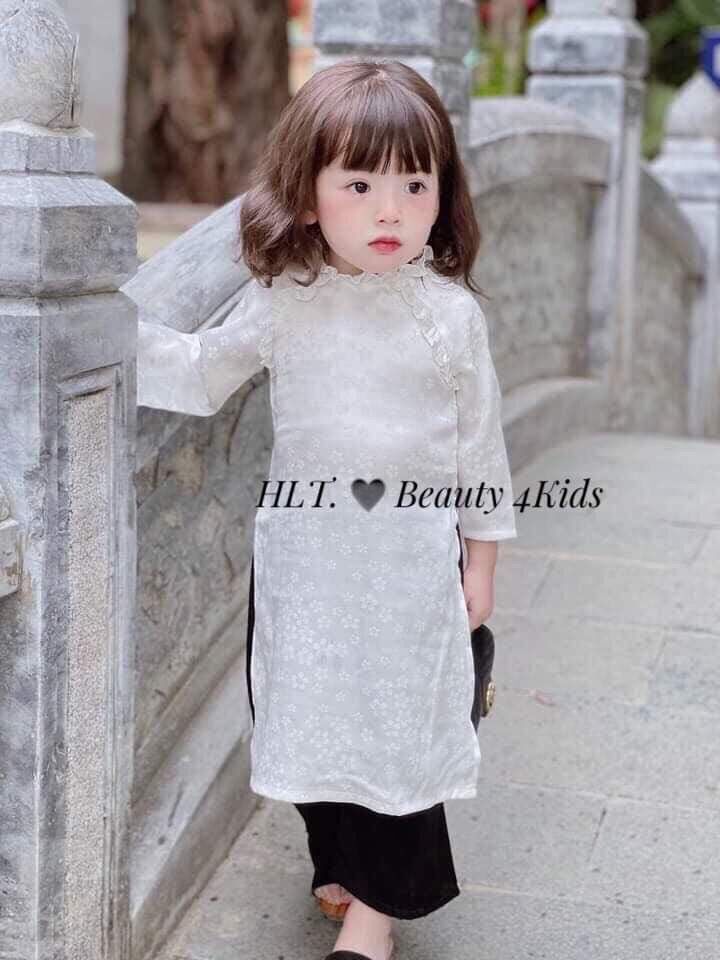 Áo dài đi chúc Tết cho bé