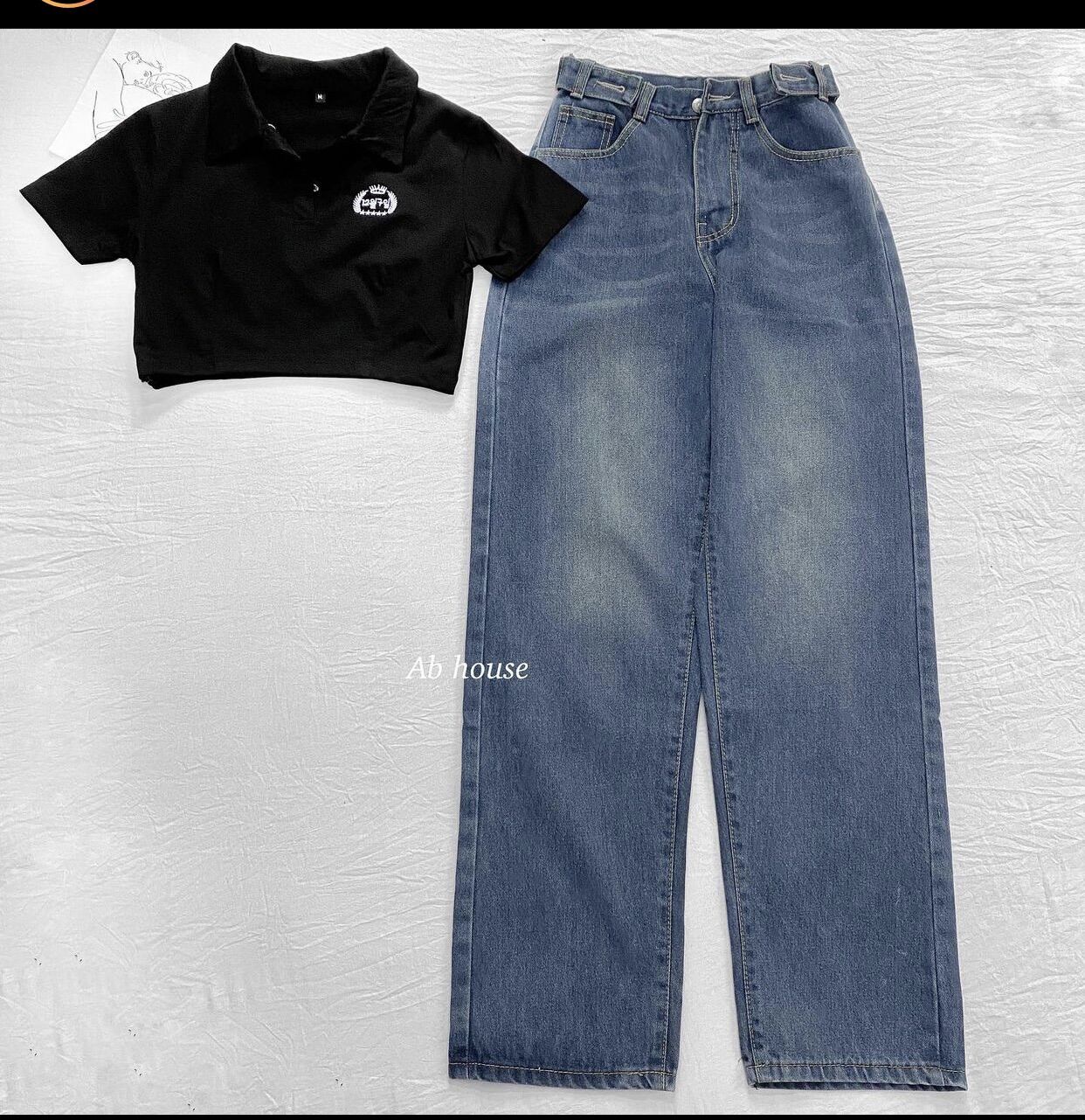 Set quần baggy đai nút+ crop petter thêu logo trắng hq