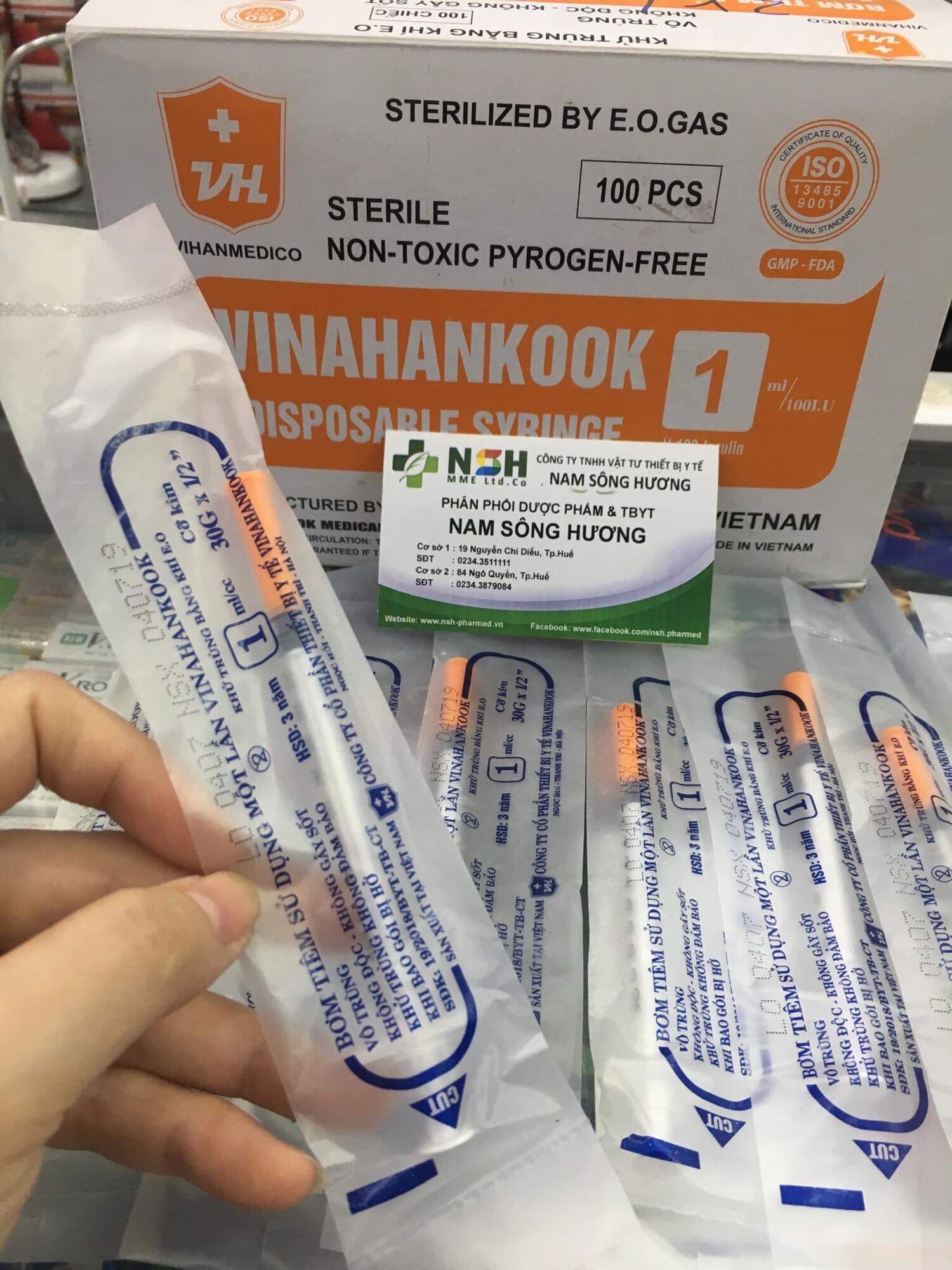 ❤️ [DATE XA] HỘP 100 cây BƠM KIM TIÊM TIỂU ĐƯỜNG INSULIN 1CC 1ML 100iu (30G) VINAHANKOOK bơm Kim tiêm Insulin 1ml/100IU Vinahankook dùng một lần, bơm tiêm tiểu đường thẩm mỹ spa 1ml/100IU