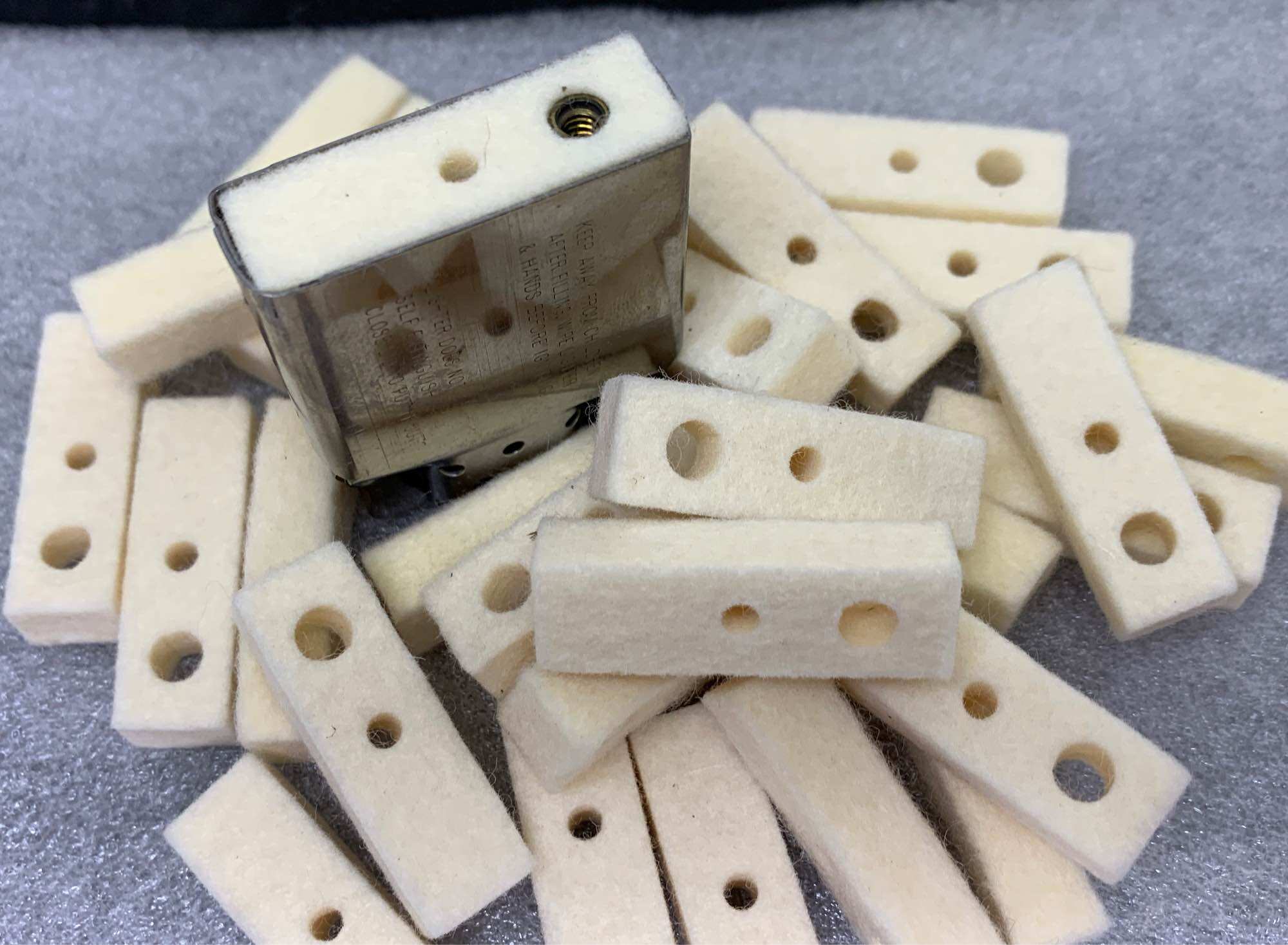 Chặn Xăng Zippo