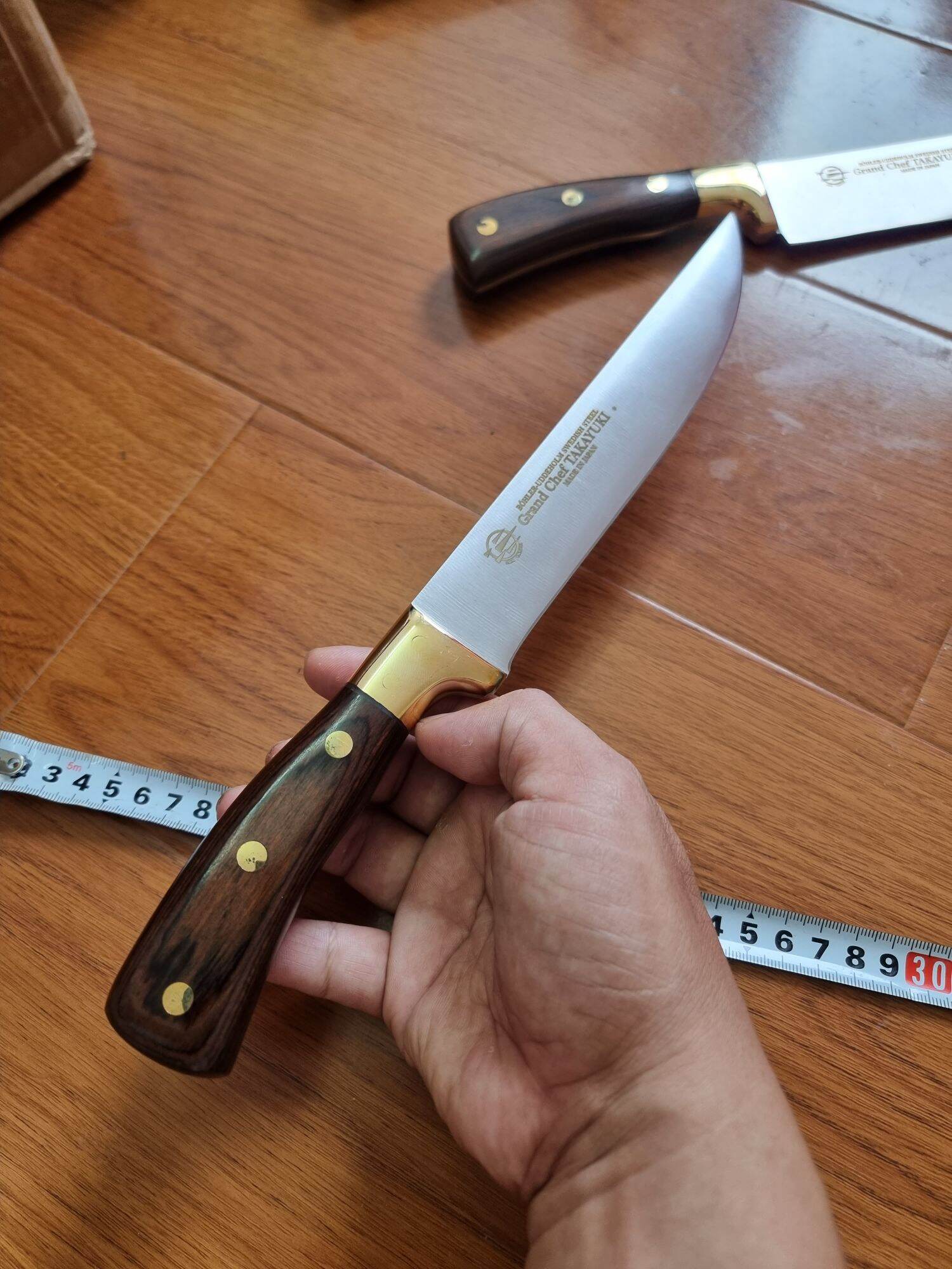 Dao gọt hoa quả, thái thịt cá Takayuki