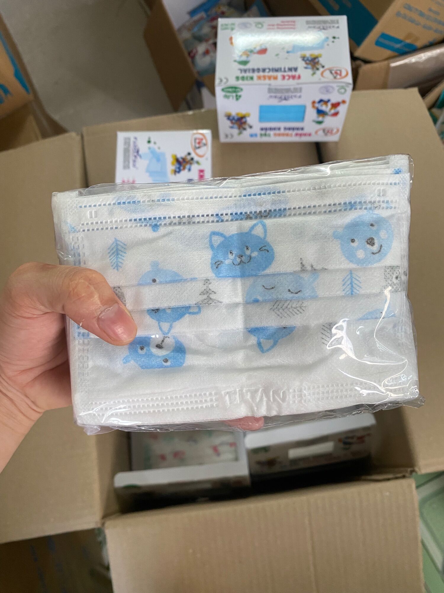 KHẨU TRANG Y TẾ TRẺ EM