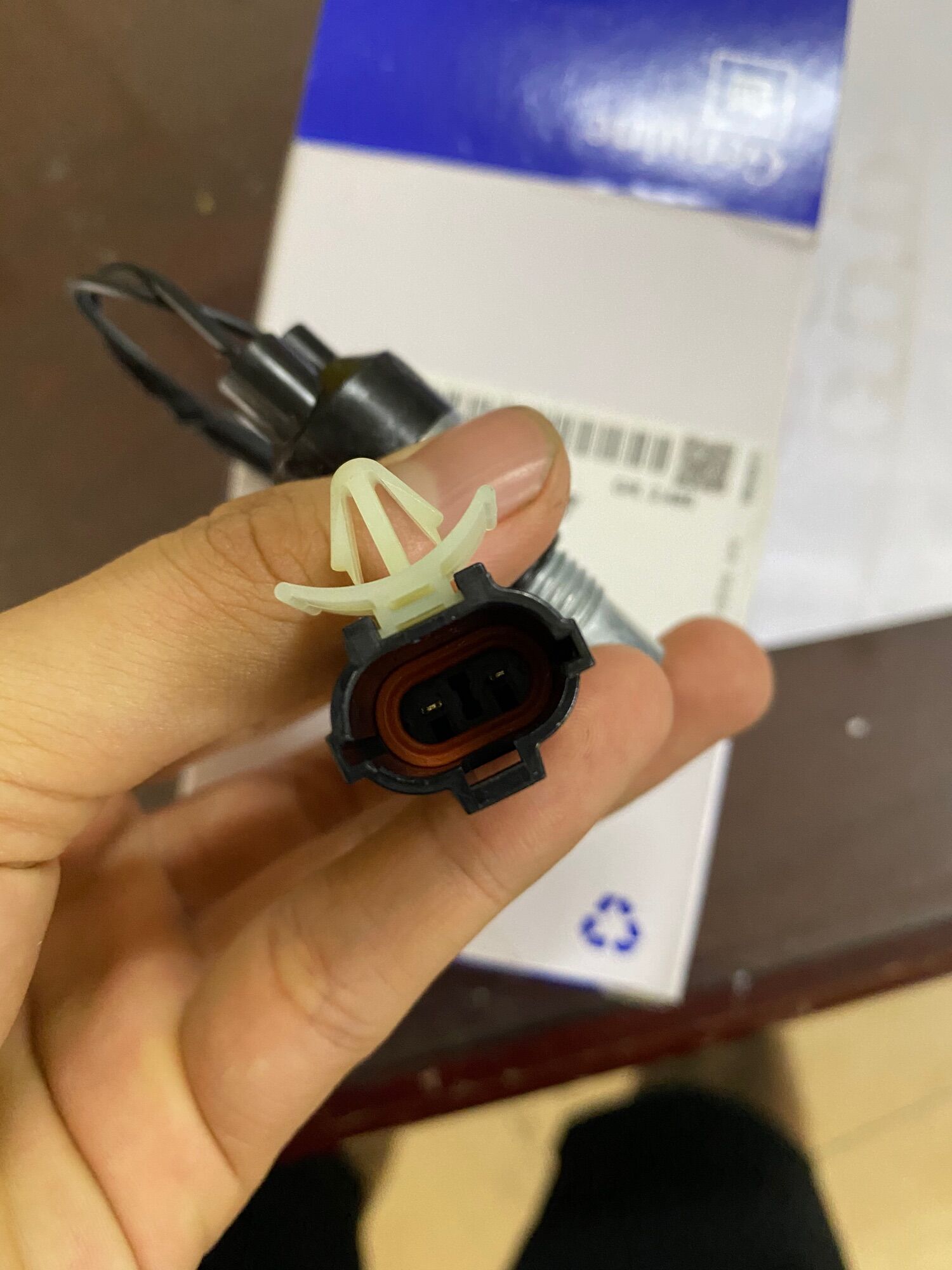 Công tắc đèn lùi Matiz Spark Gm:95216947