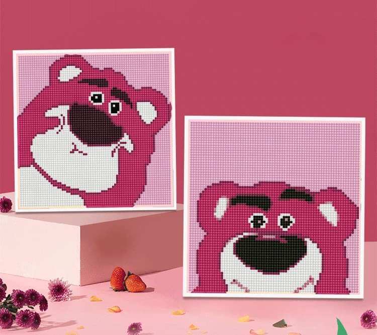 🍓tranh đính đá gấu dâu lotso