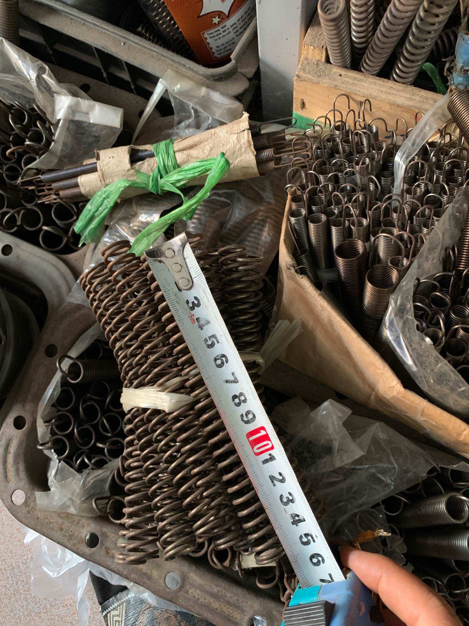 Lò xo nén phi 16 (sợi 2mm dài 70mm,100mm;145mm;150mm)✅✅✅