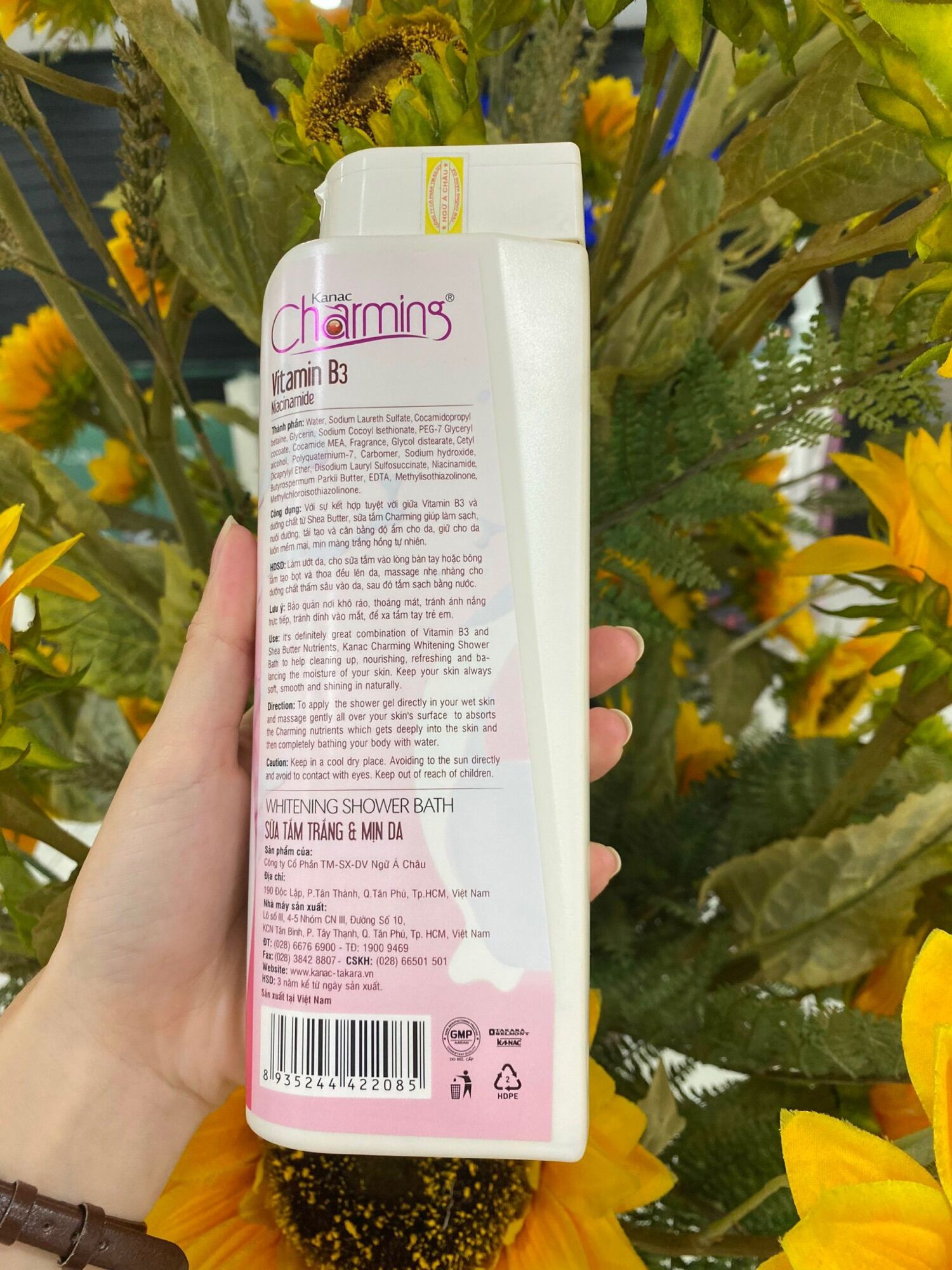 Sữa Tắm Kanac Charming 400ml