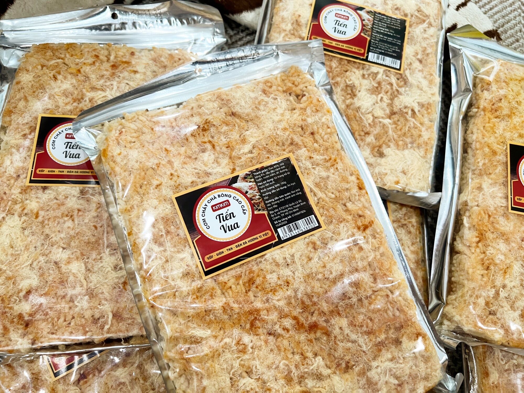 [Bee Thảo] Cơm Cháy Chà Bông Tiến Vua