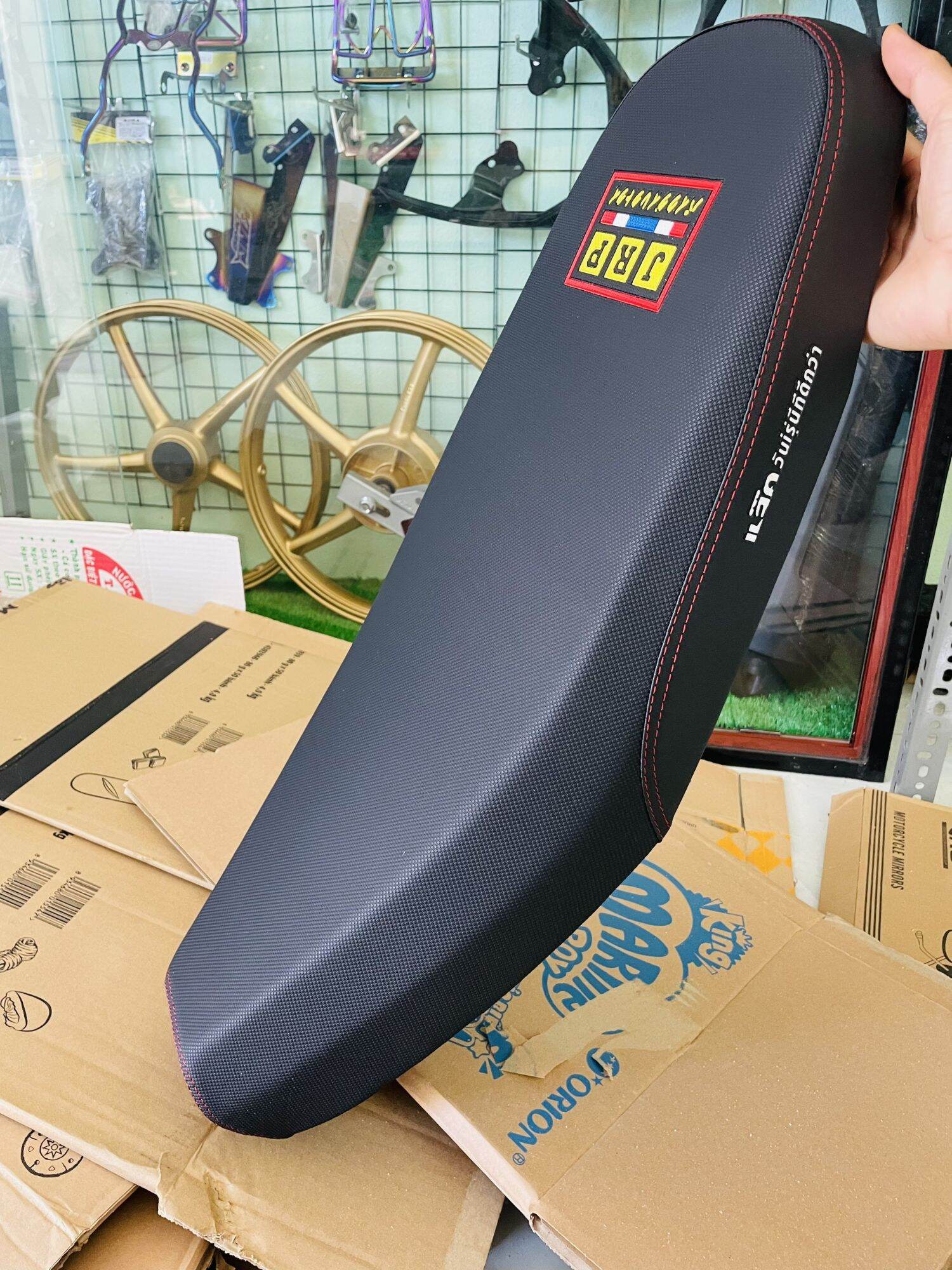 Yên Sirius 50-110 form cao, mẫu da xương cá. lắp như zin
