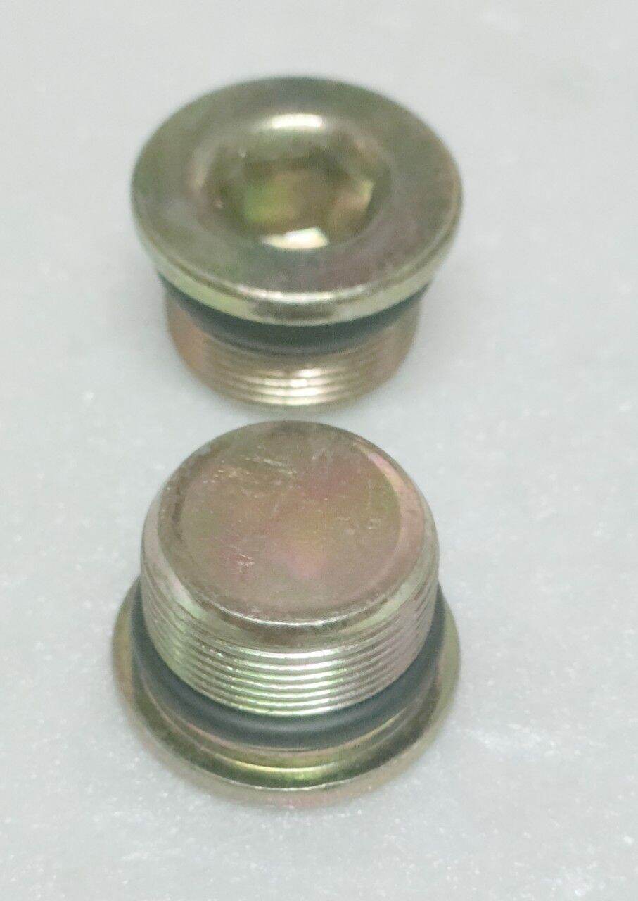 Ốc ti phuộc trước wave .sirius x 2 con.....