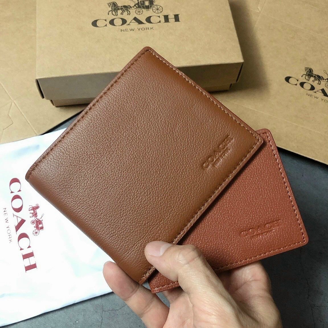 Ví ngắn Coach for men da mềm xuất chuẩn