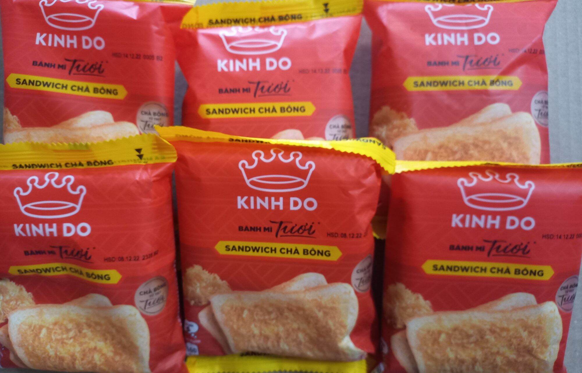 Bánh mì tươi lát chà bông kinh đô, lốc 10 bánh×50gam