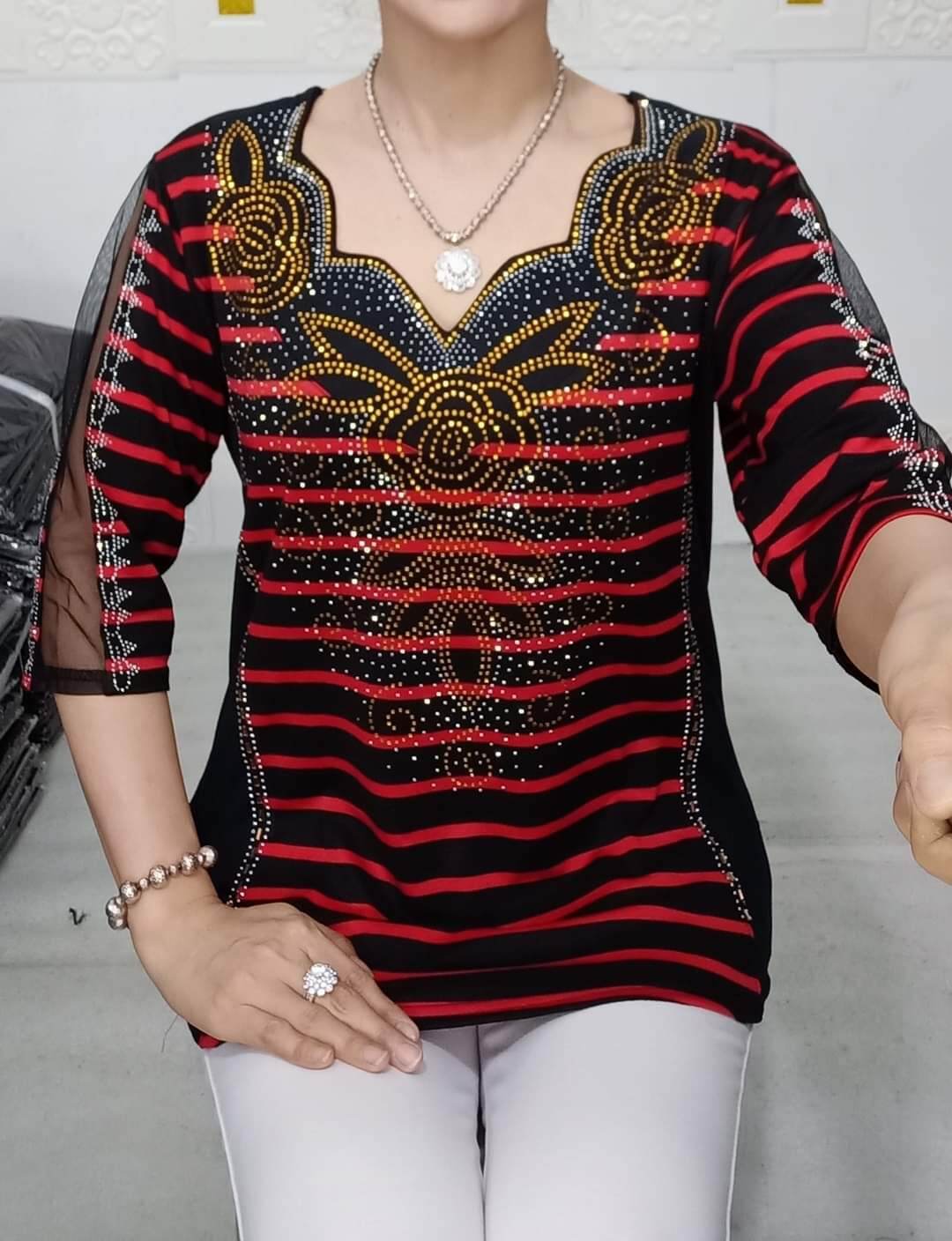 áo thun nữ đính đá