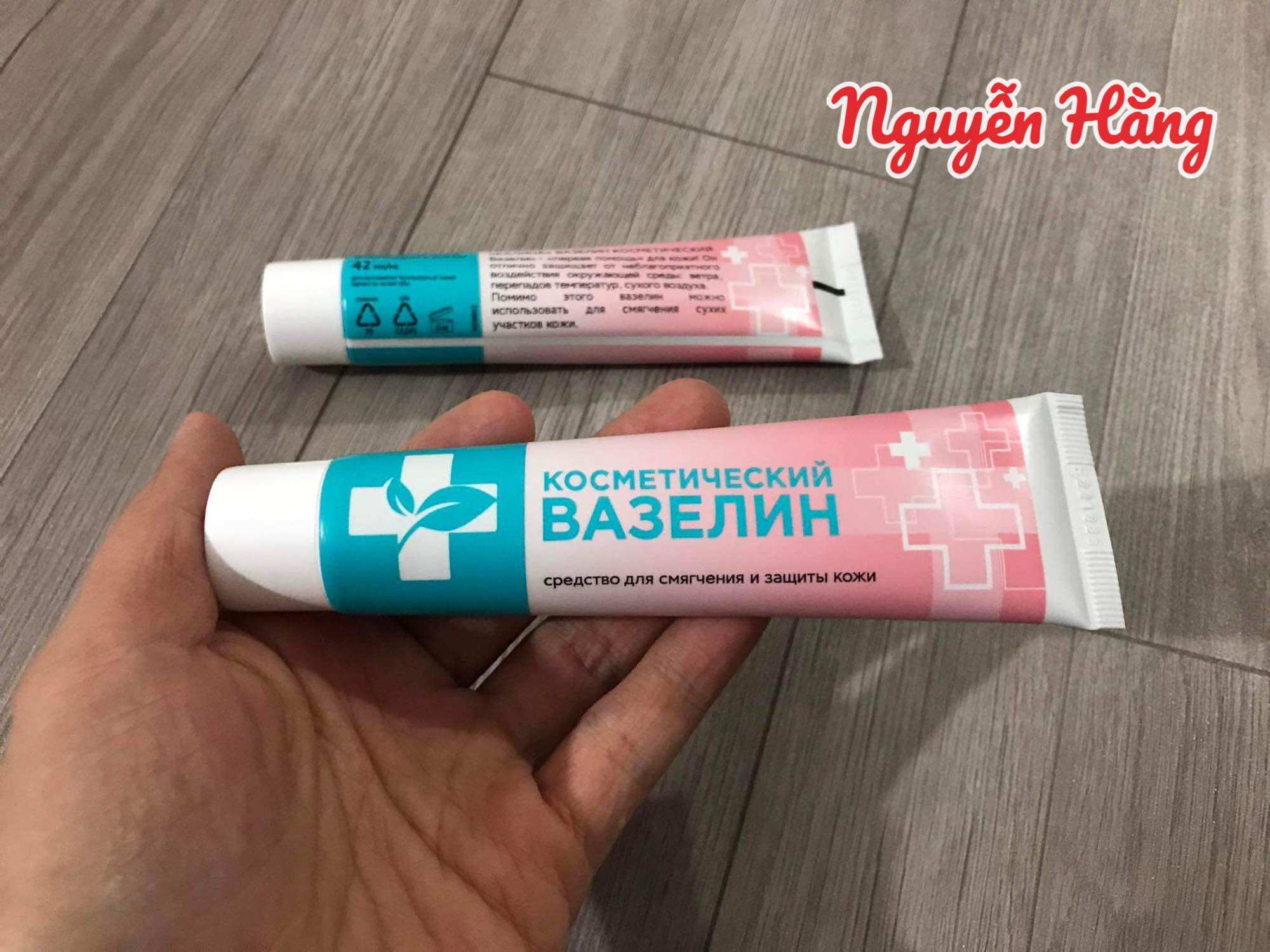 Vaseline dùng dưỡng ẩm da, phun xăm, tattoo