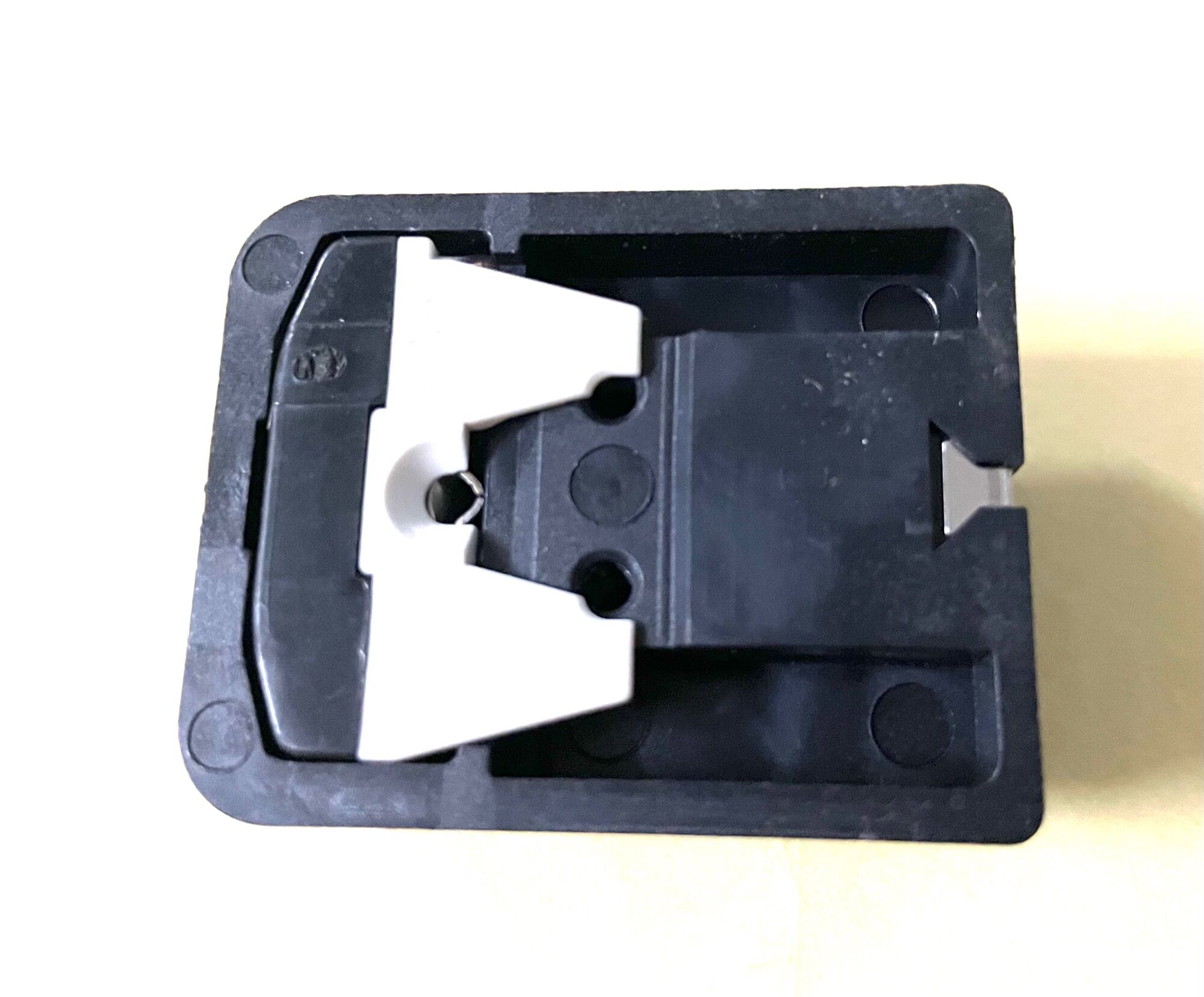 Relay/ Rờ le tủ lạnh Electrolux