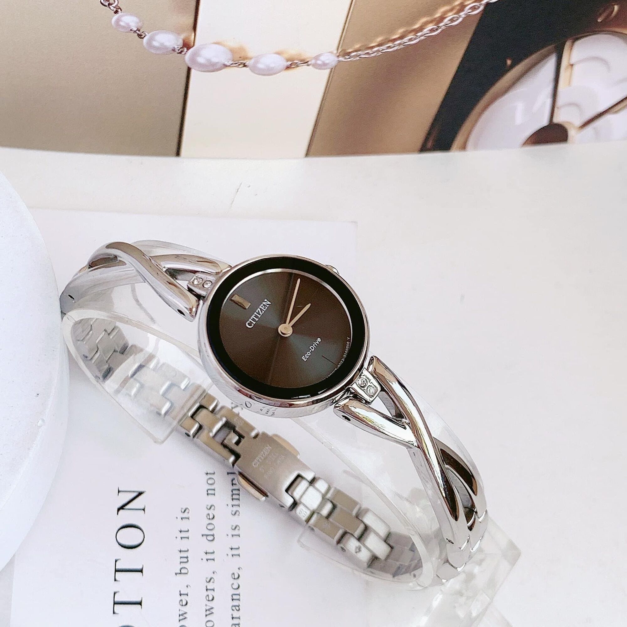 Đồng hồ nữ Citizen Eco Drive, size 23mm