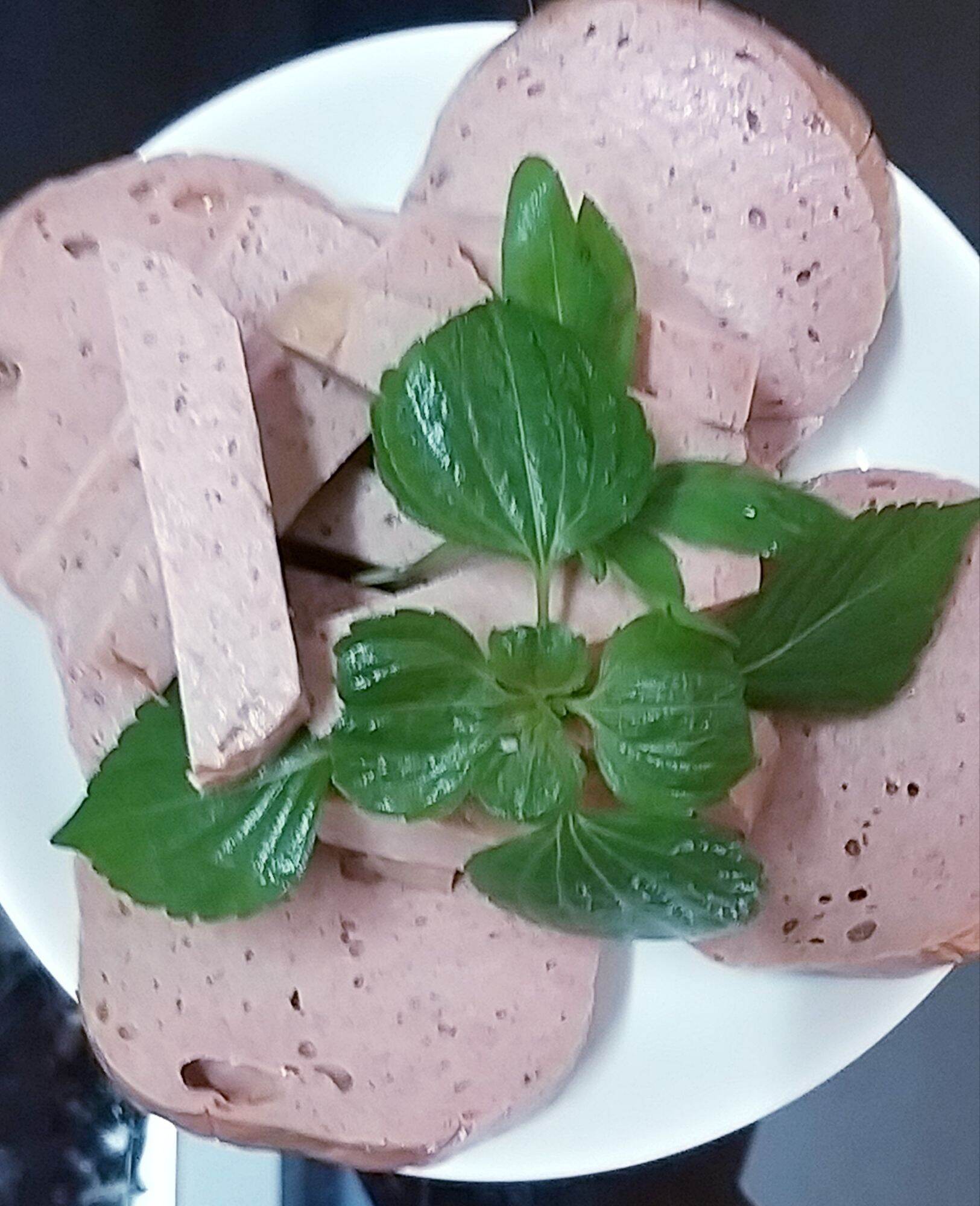 CHẢ BÒ TIÊU  nhà làm  500gr/1 đòn