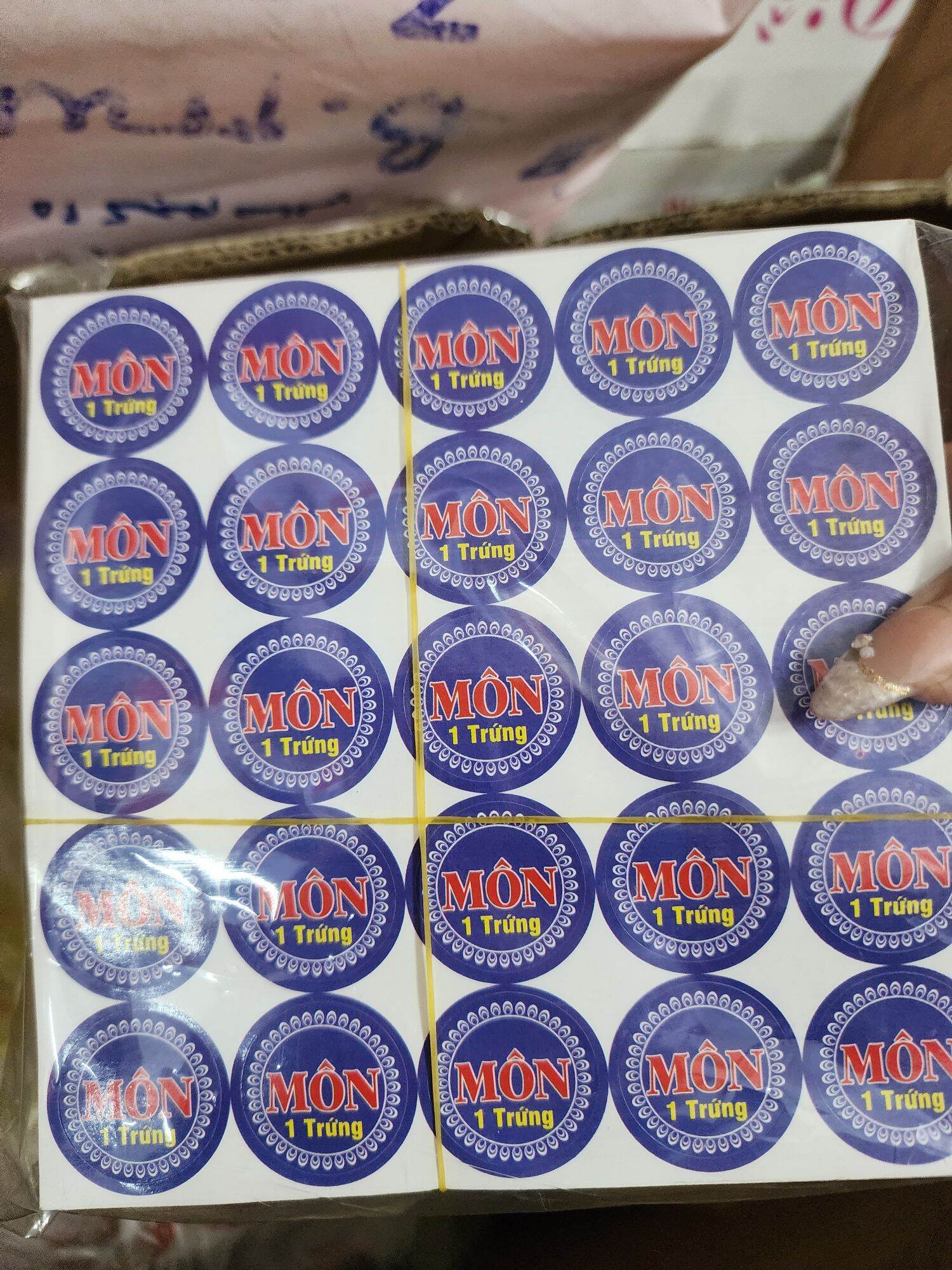 Tem dán  bánh trung thu khoai môn  -1xấp 300tem
