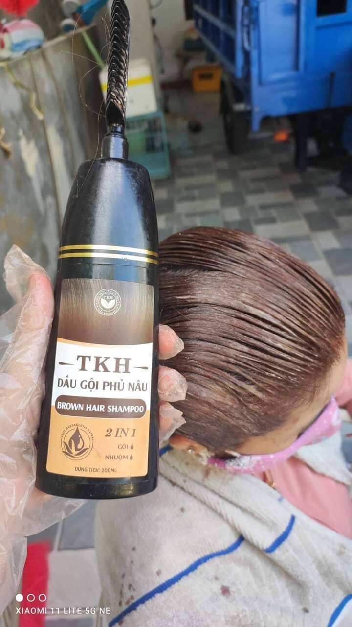 Dầu gội phủ nâu TKH